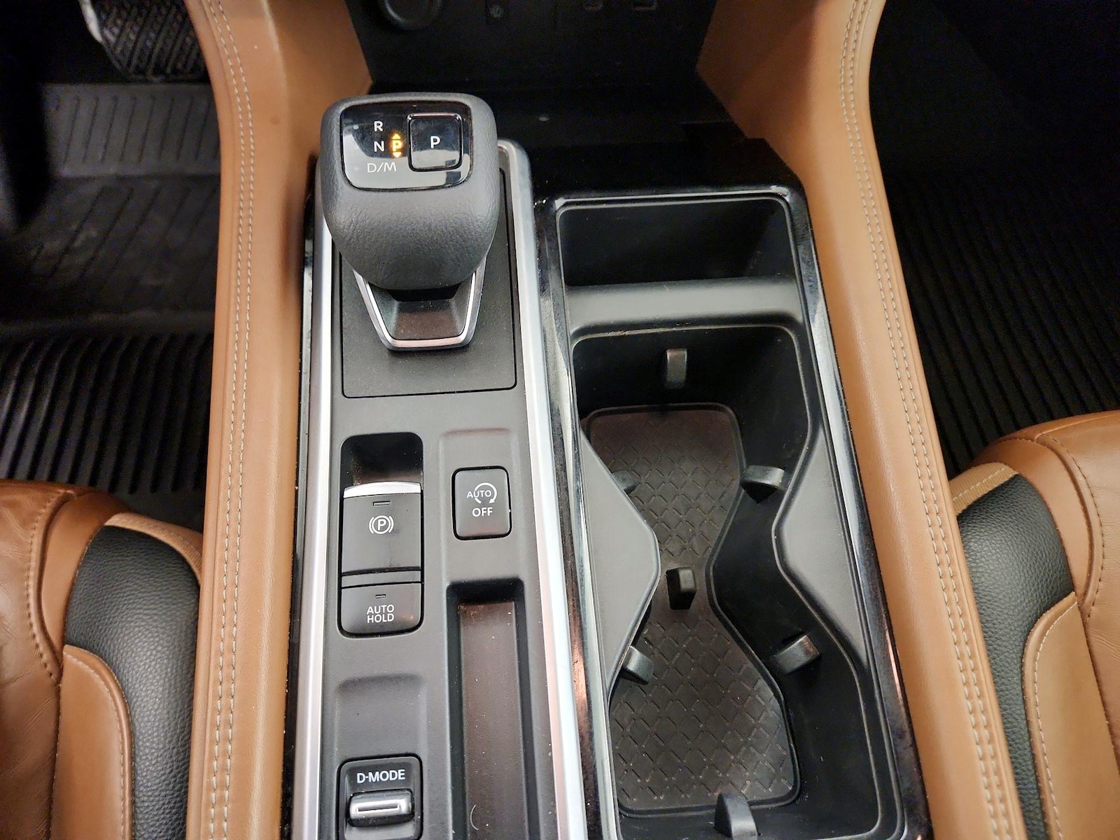 2023 Nissan Pathfinder Platinum - Photo 19