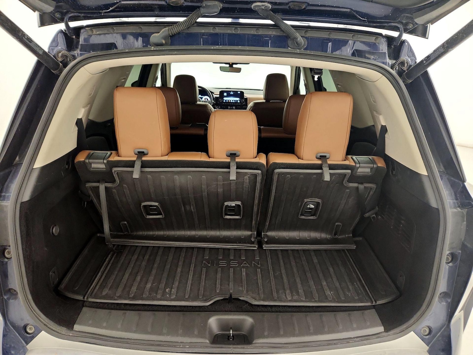 2023 Nissan Pathfinder Platinum - Photo 24