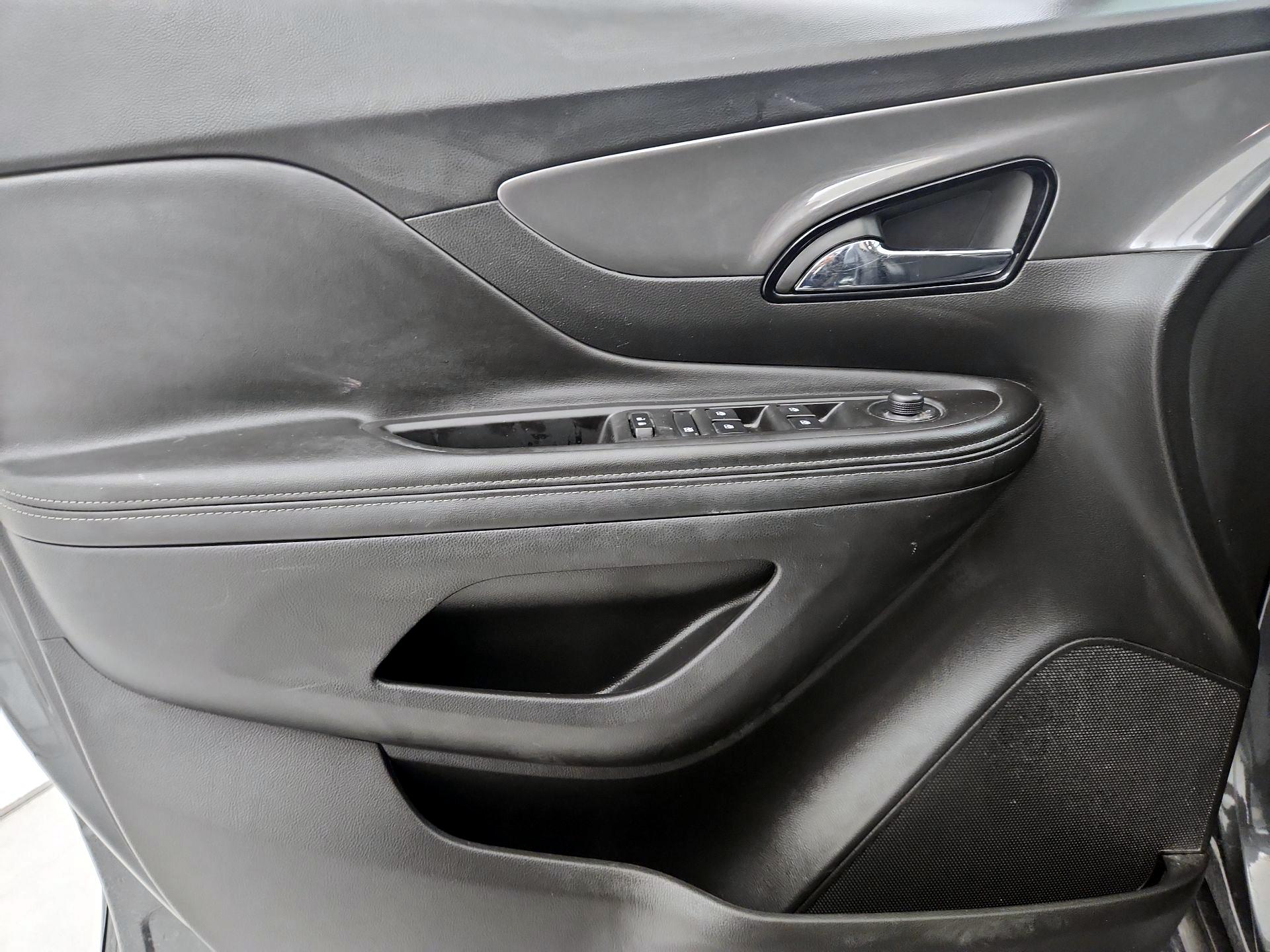 Thumbnail: 2018 Buick Encore - 12