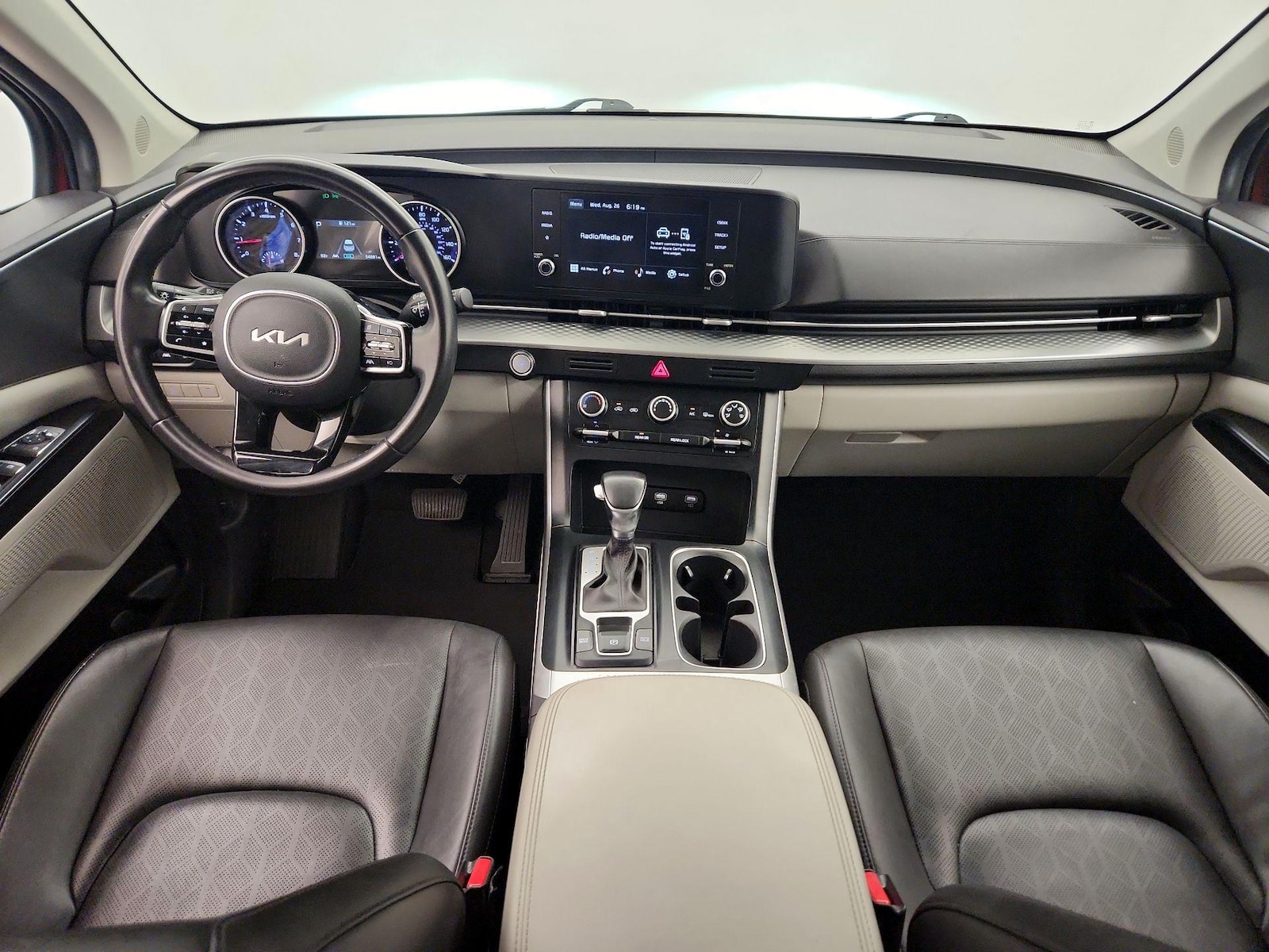 2023 Kia Carnival LX Seat Pkg - Photo 10