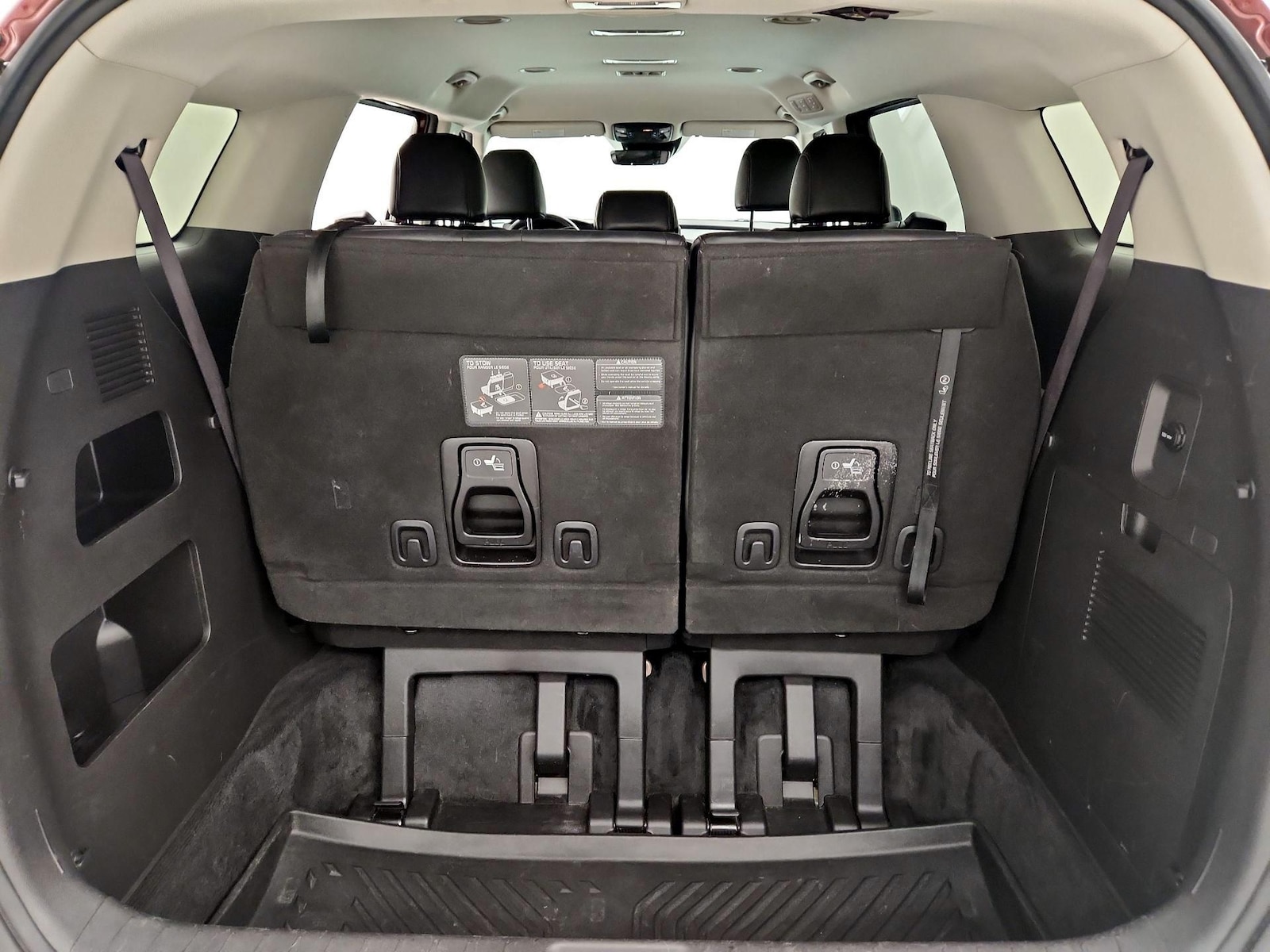 2023 Kia Carnival LX Seat Pkg - Photo 21