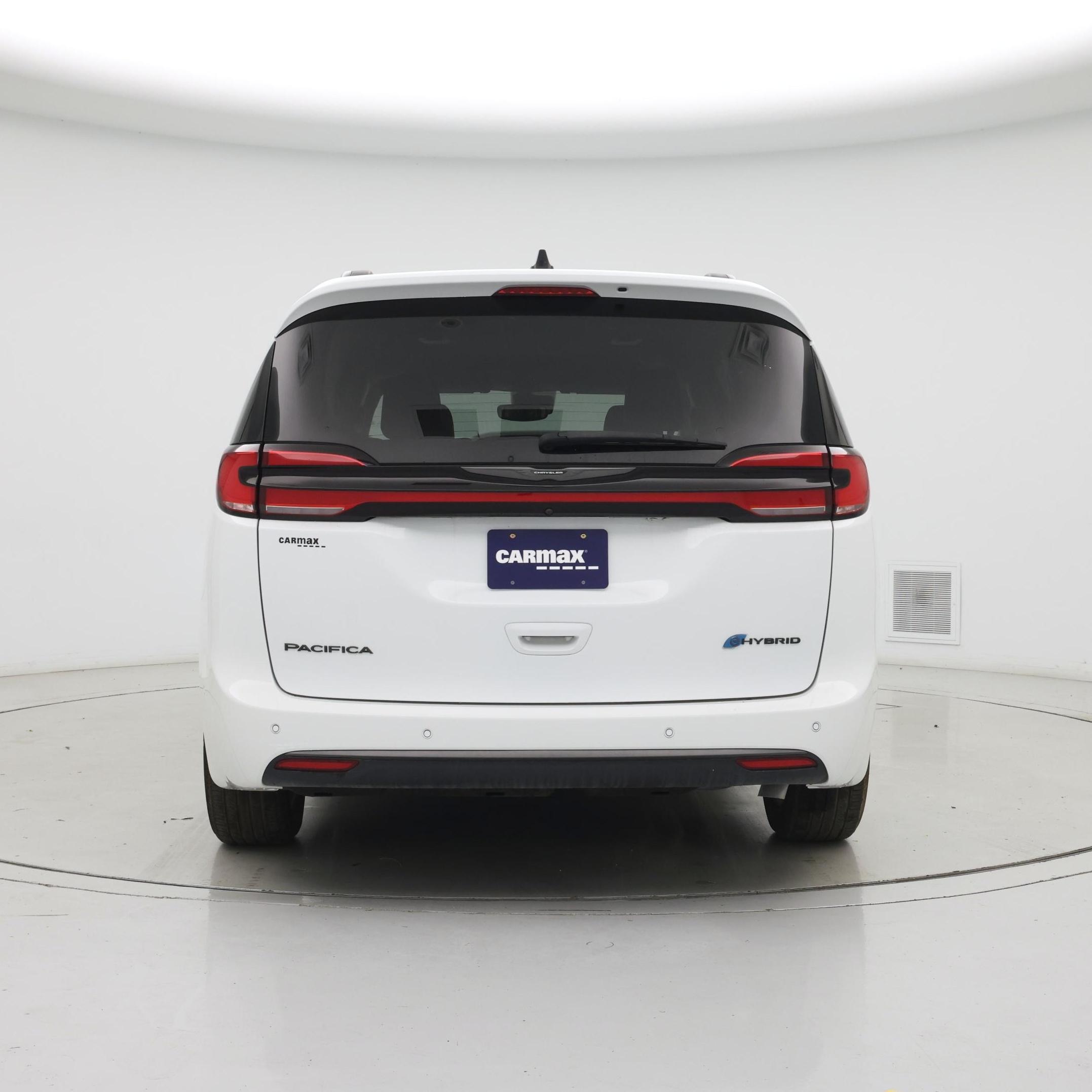 Thumbnail: 2023 Chrysler Pacifica - 6
