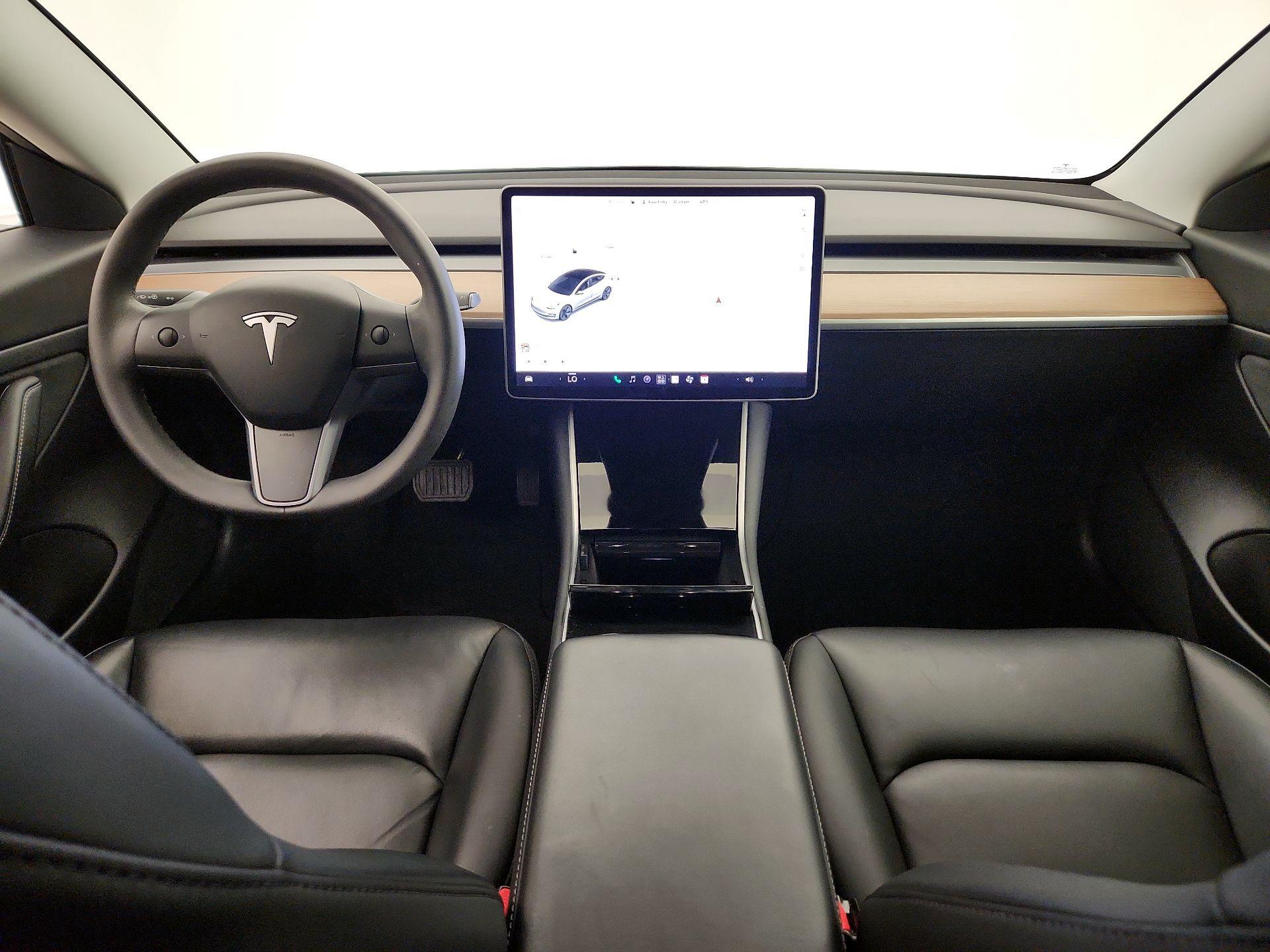 Thumbnail: 2020 Tesla Model 3 - 9