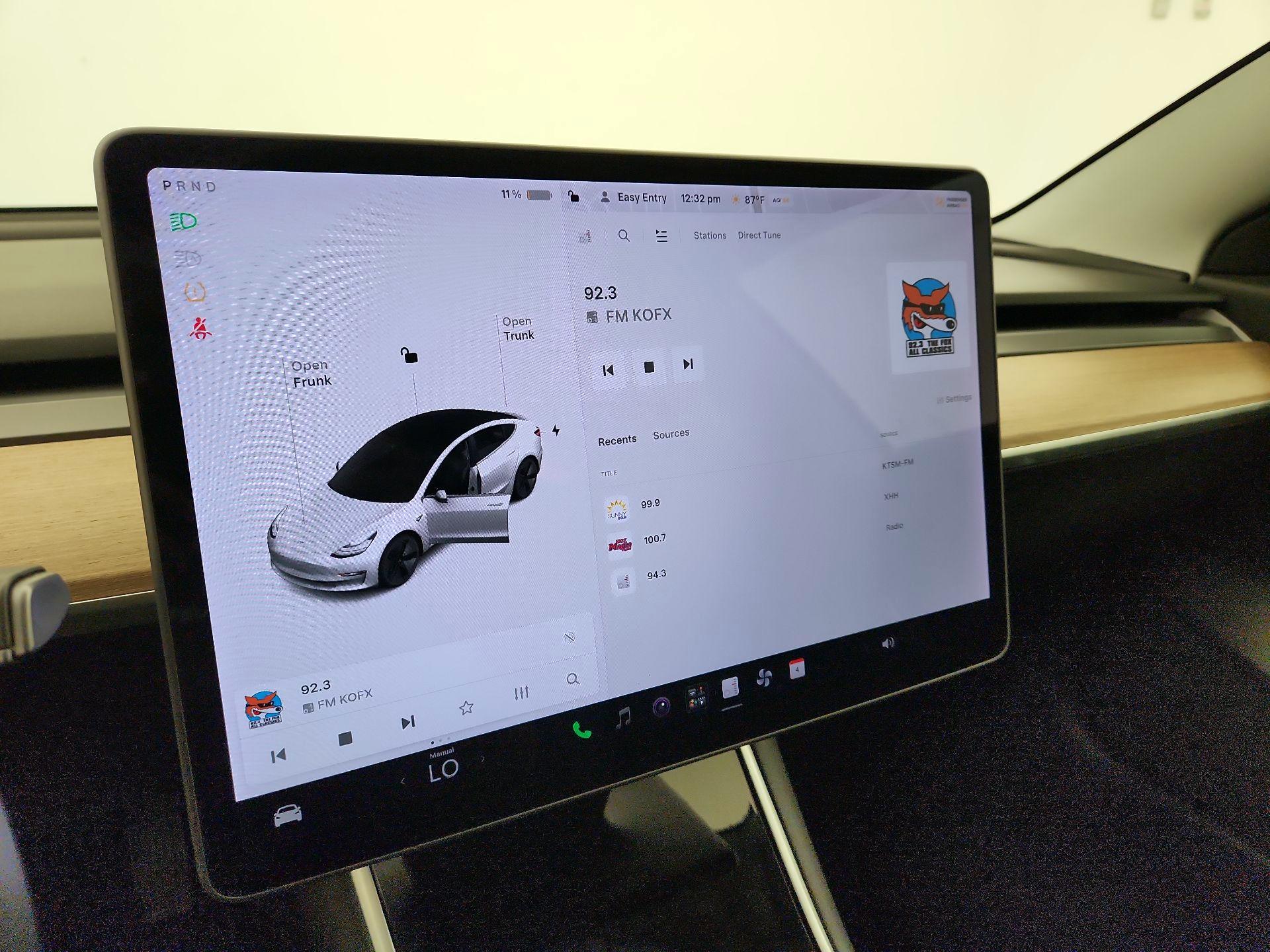 Thumbnail: 2020 Tesla Model 3 - 16