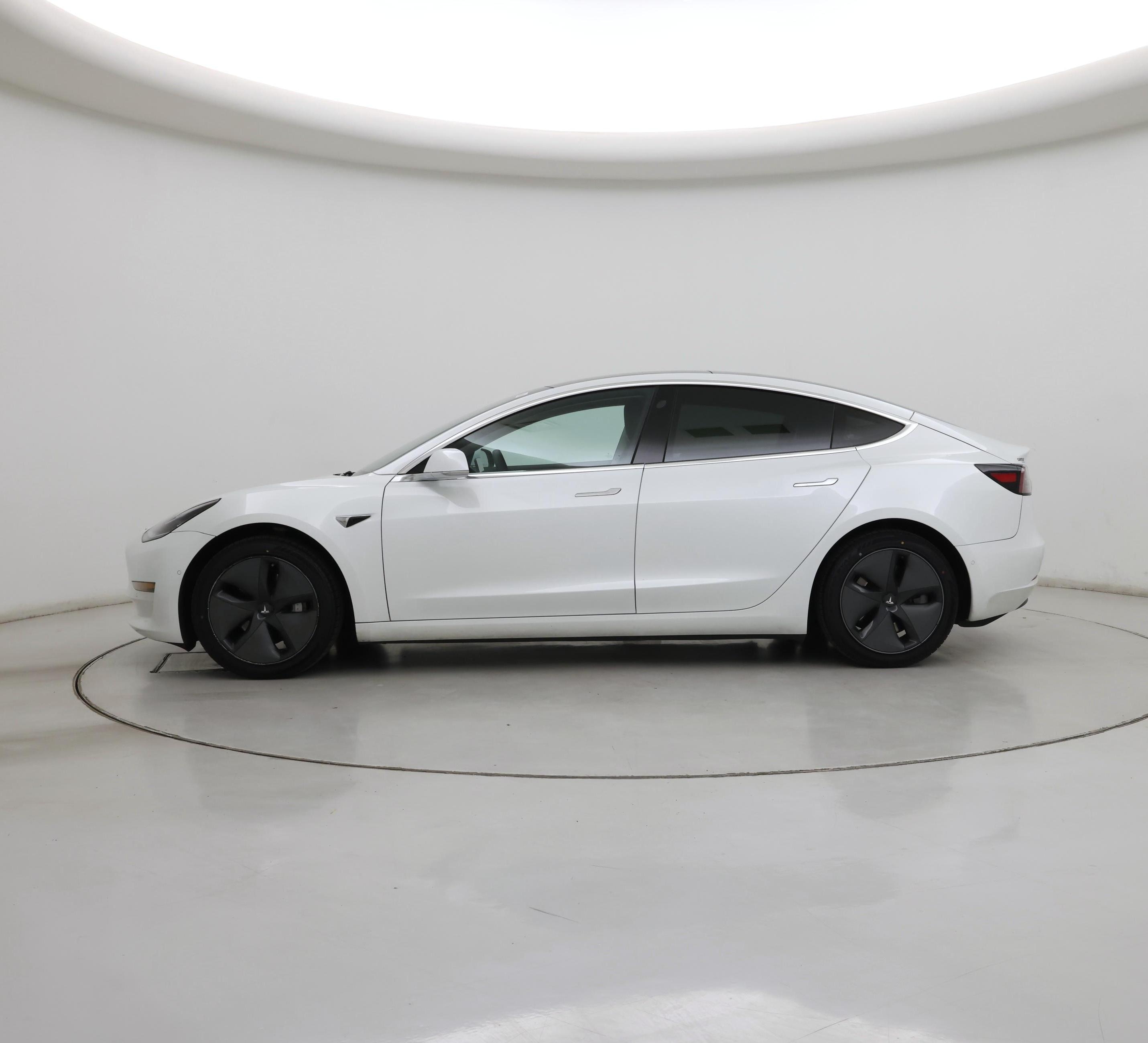 Thumbnail: 2020 Tesla Model 3 - 3