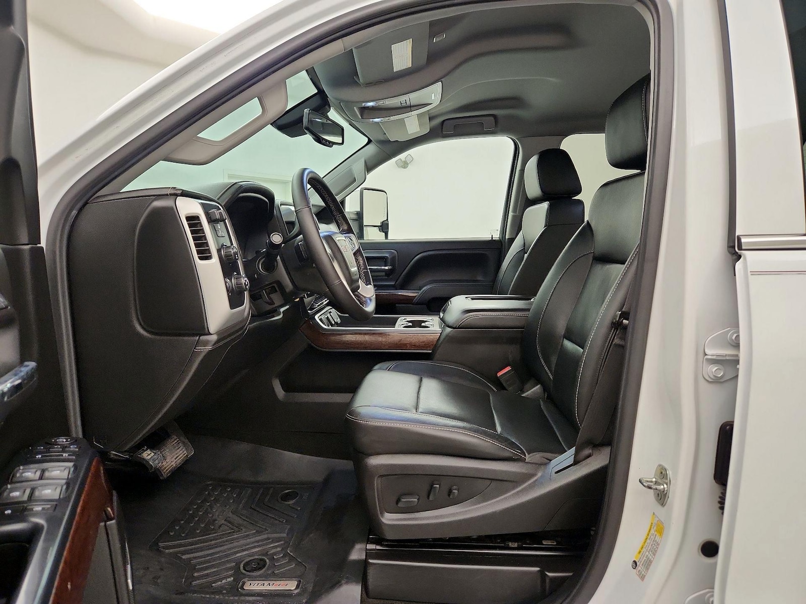 2018 GMC Sierra 2500HD SLT - Photo 12