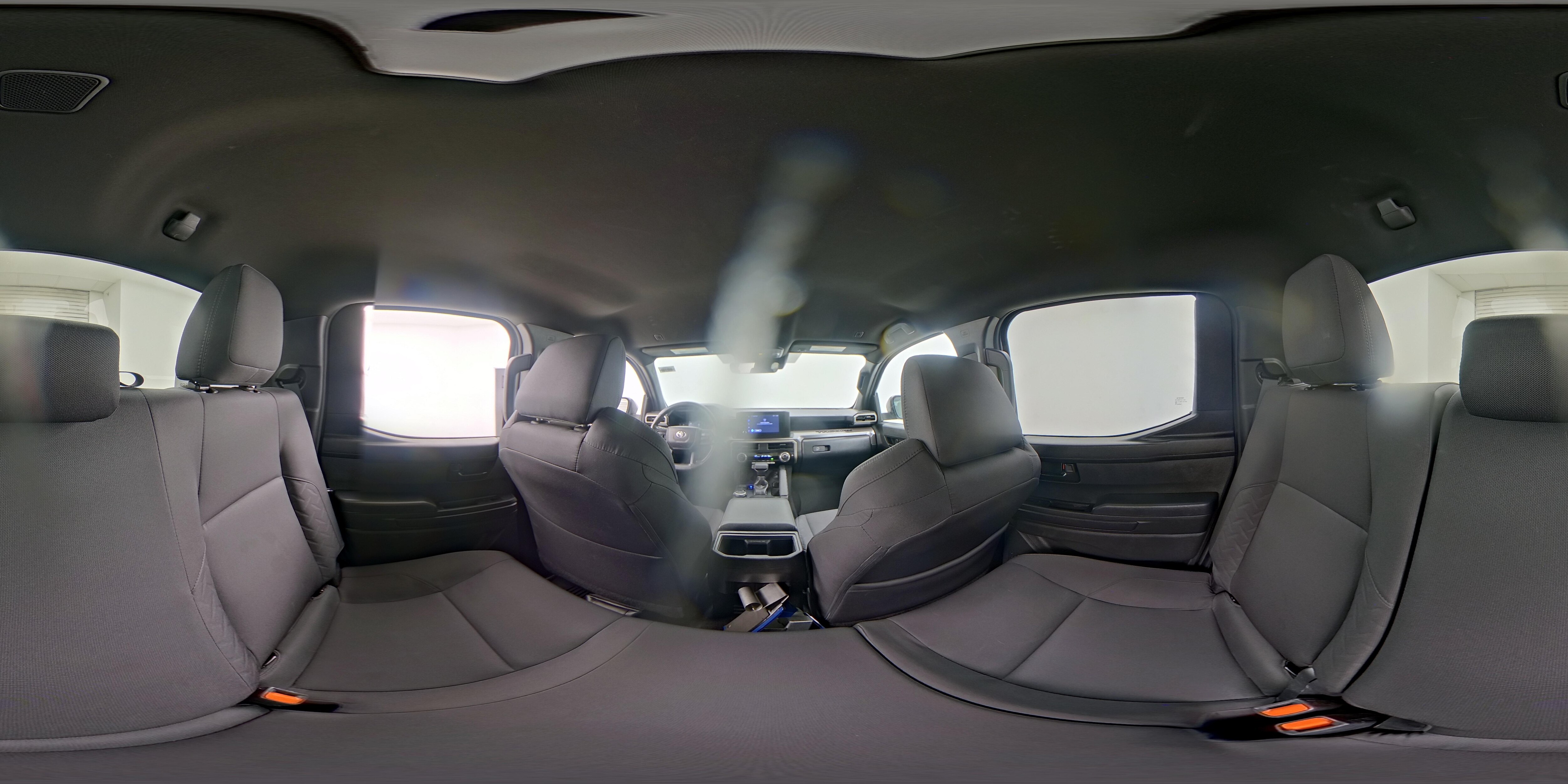 2025 Toyota Tacoma SR5 - Photo 25