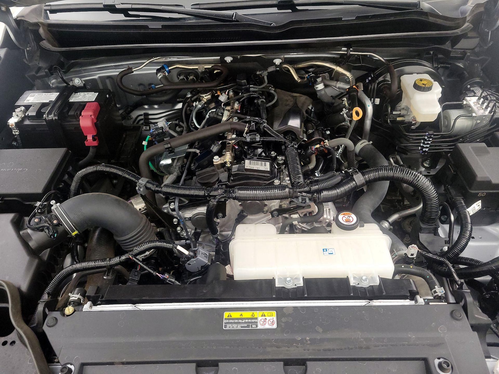 2025 Toyota Tacoma SR5 - Photo 22