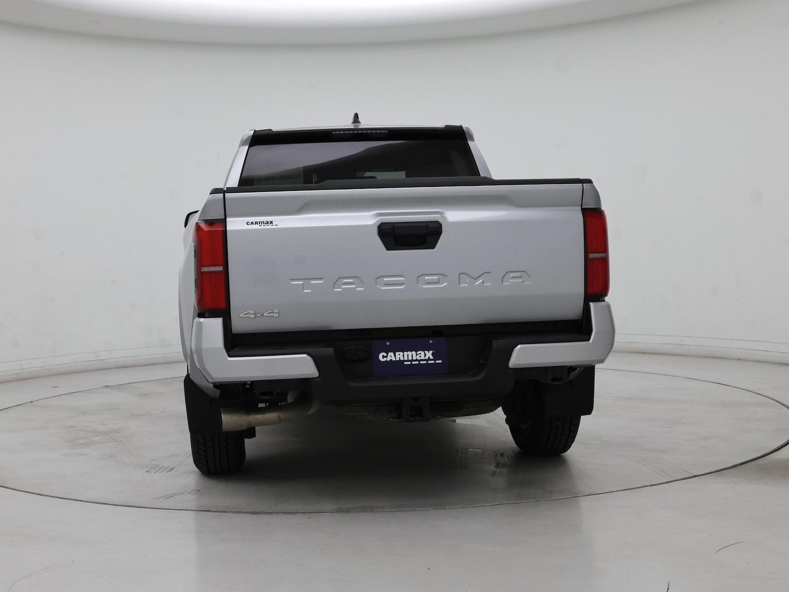 2025 Toyota Tacoma SR5 - Photo 7