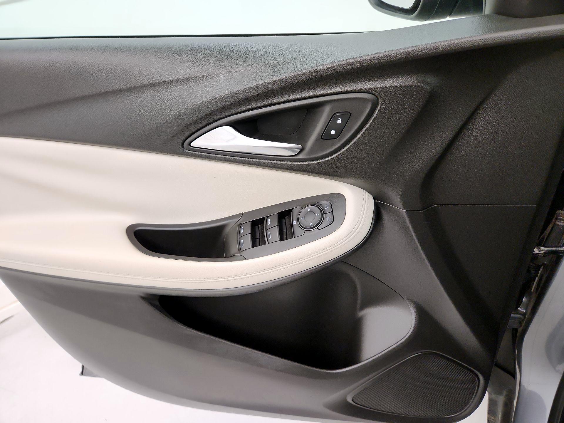 Thumbnail: 2021 Buick Encore GX - 12