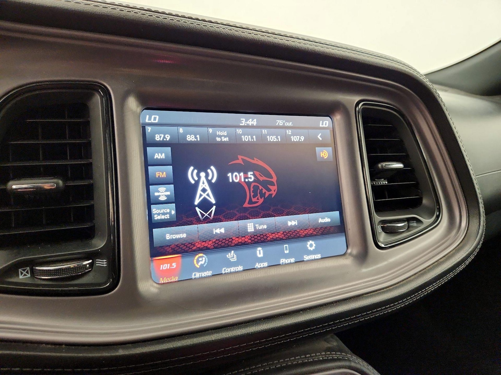 2023 Dodge Challenger R/T - Photo 16