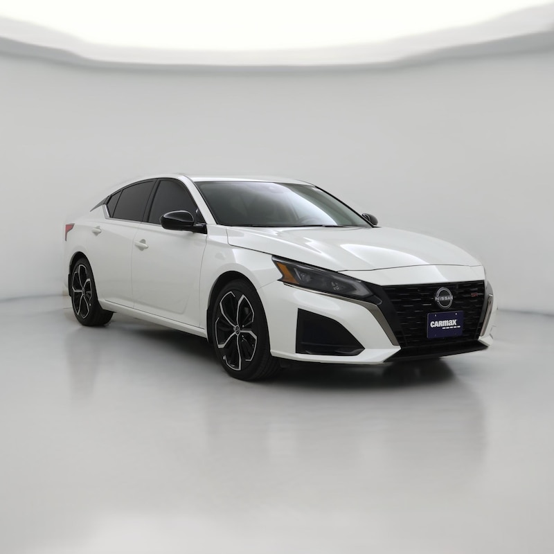 2024 Nissan Altima SR