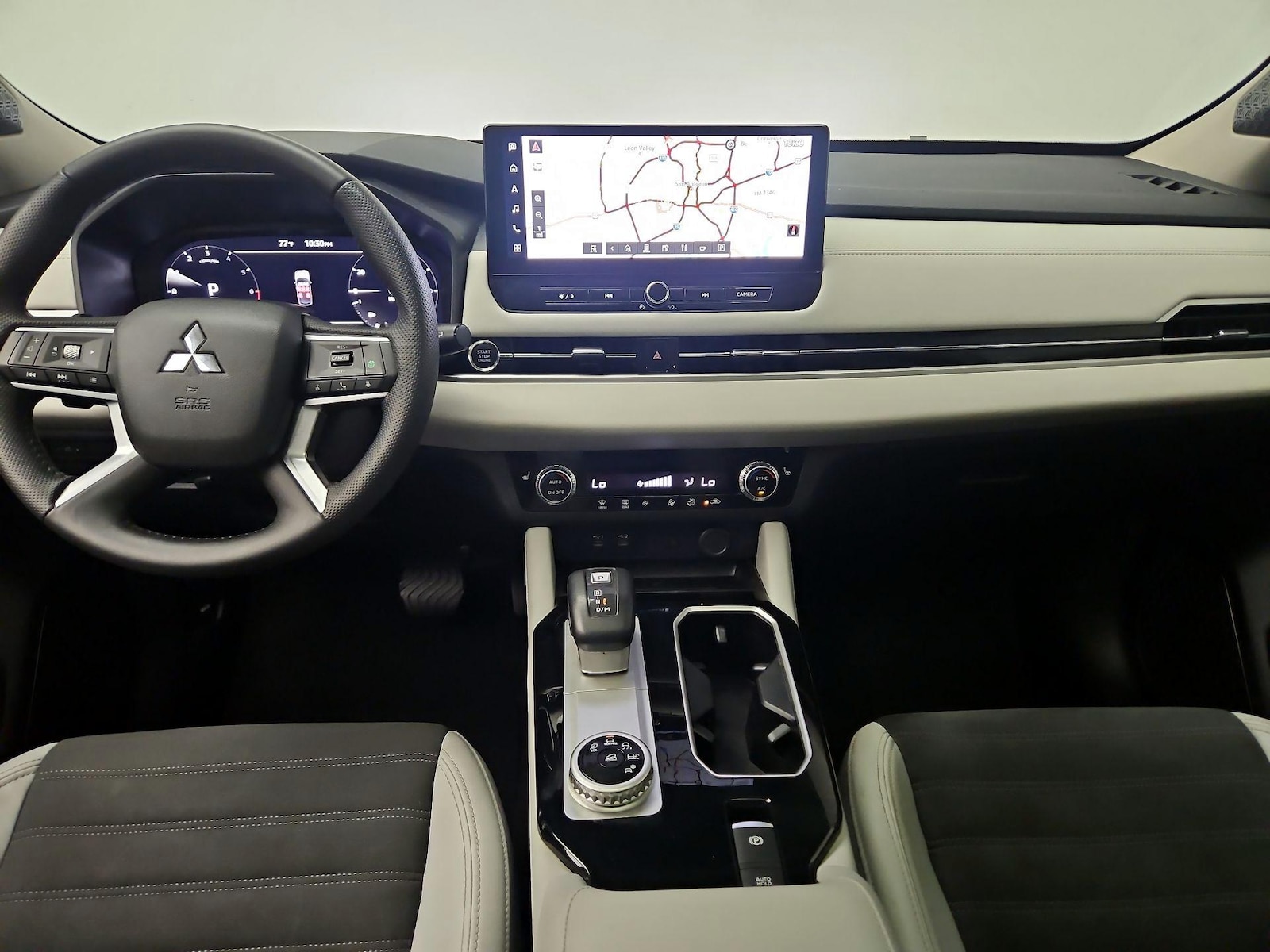 2025 Mitsubishi Outlander SE - Photo 10