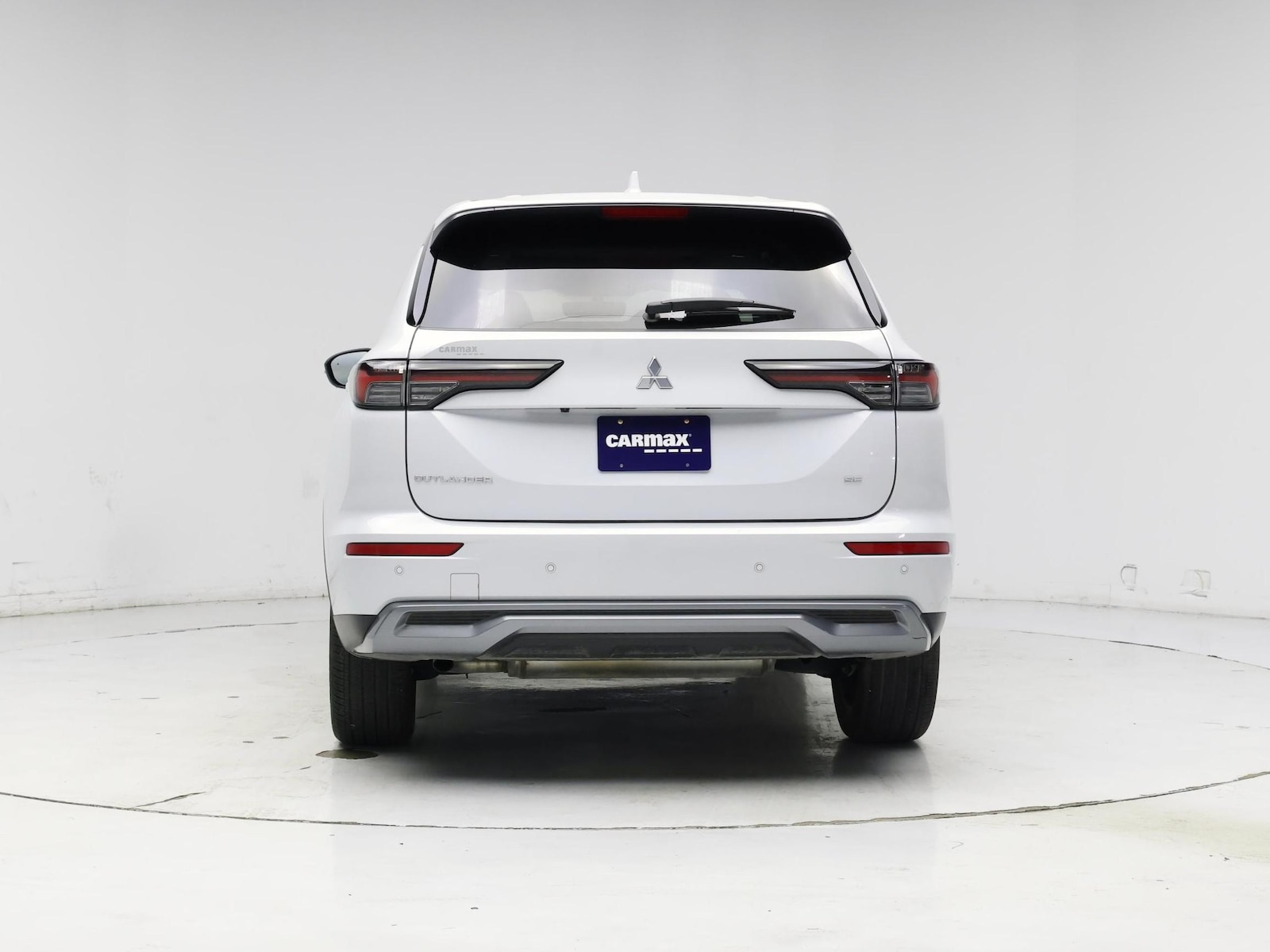 2025 Mitsubishi Outlander SE - Photo 7