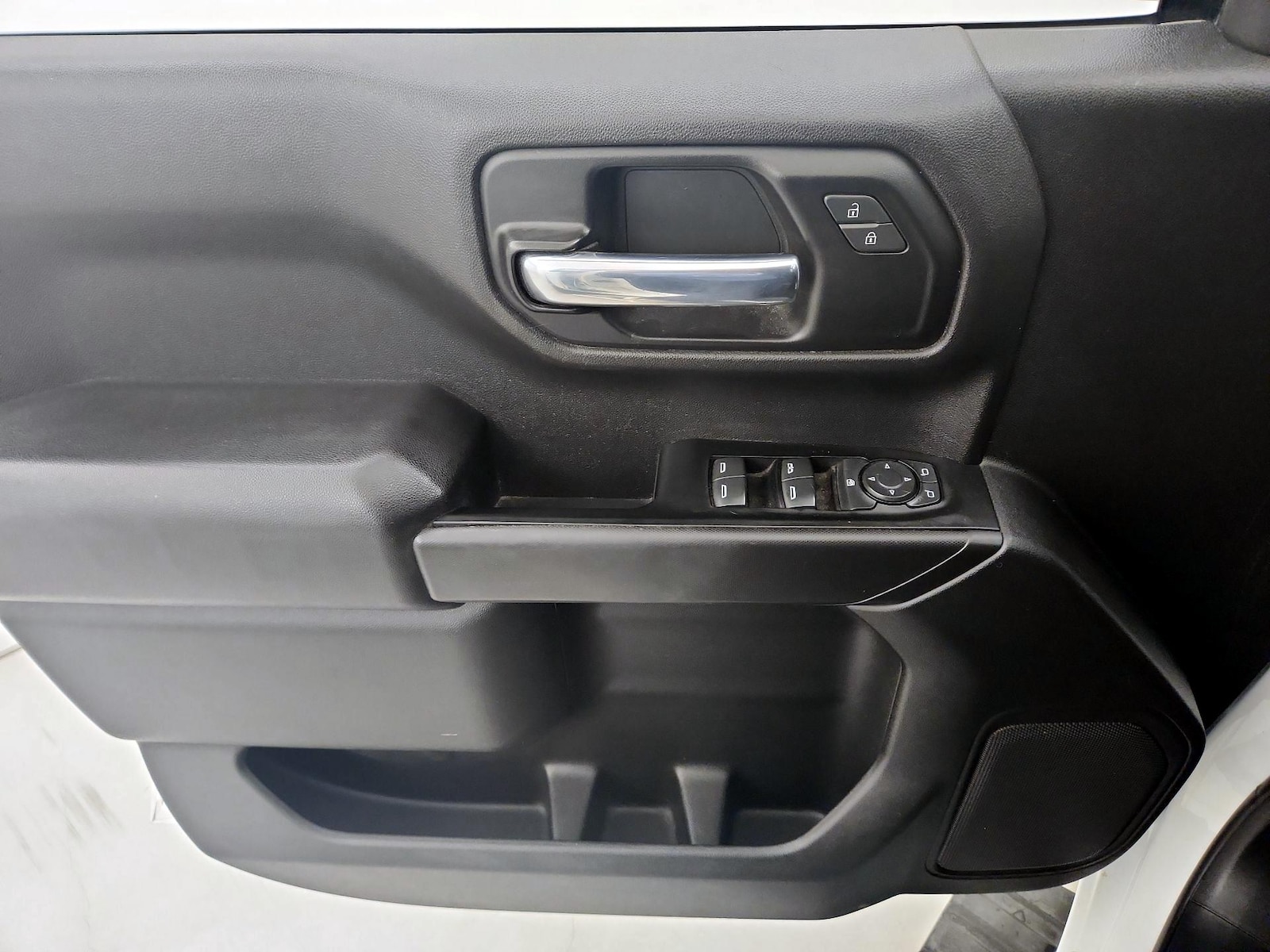 2022 Chevrolet Silverado 1500 Limited Custom - Photo 13