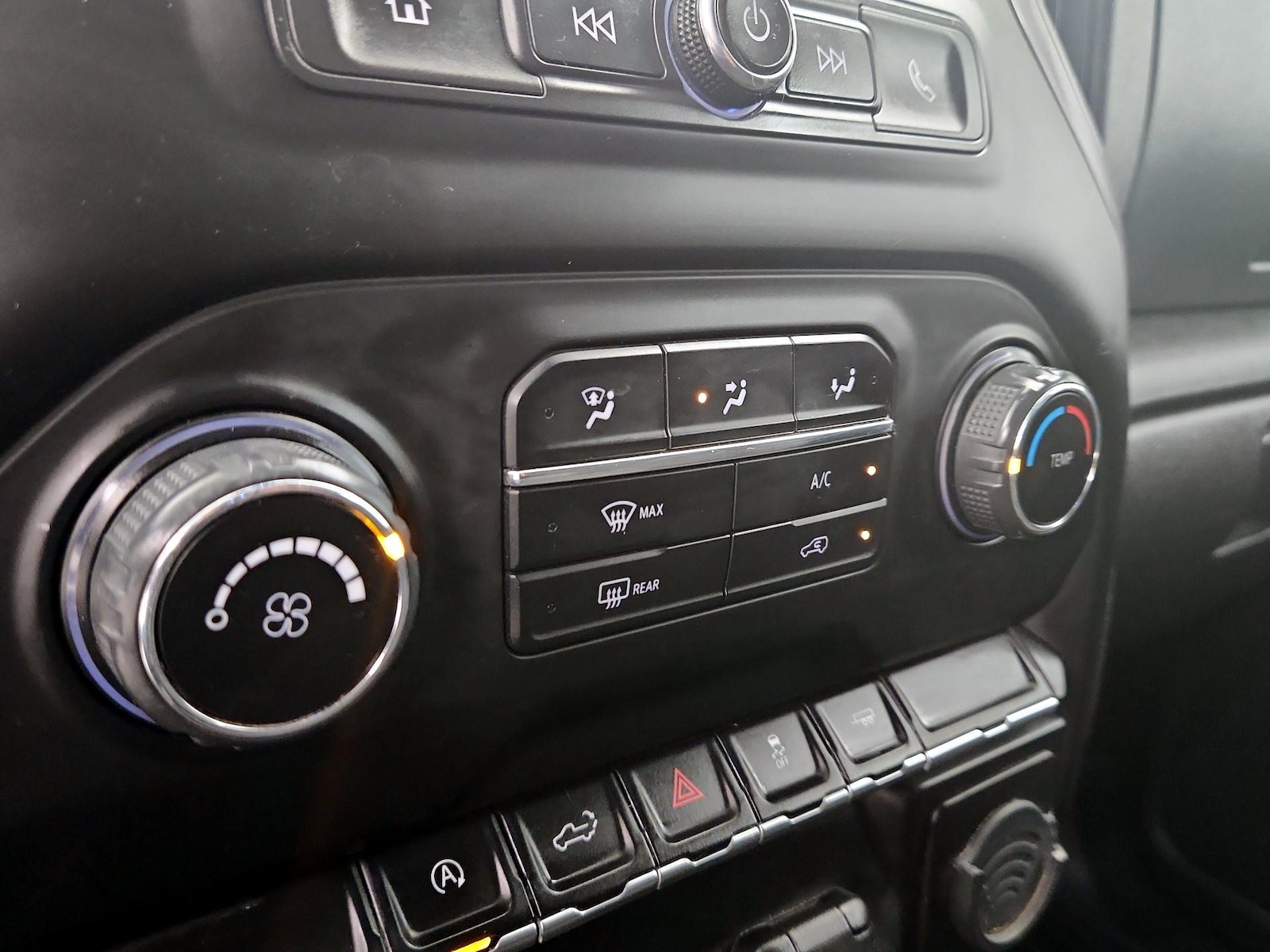 2022 Chevrolet Silverado 1500 Limited Custom - Photo 17