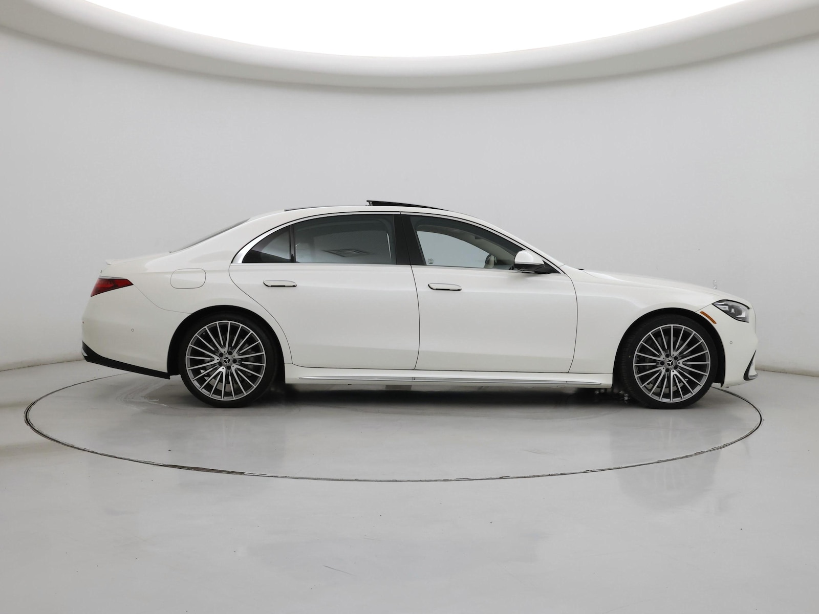 2022 Mercedes-Benz S-Class S 500 - Photo 8