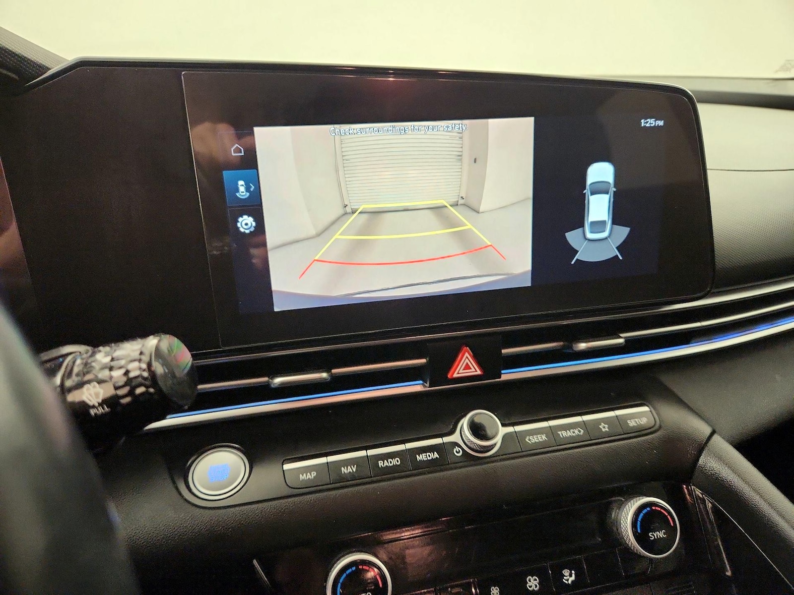 2023 Hyundai Elantra Limited - Photo 16