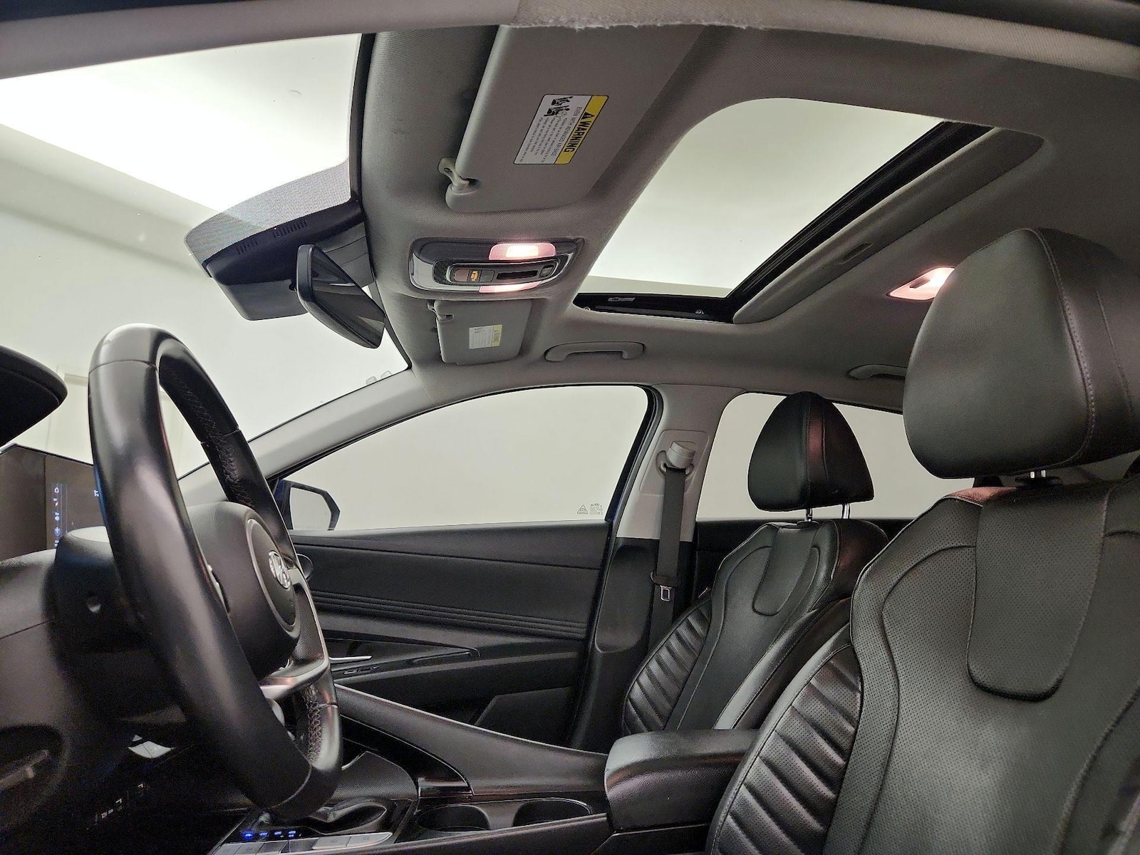 2023 Hyundai Elantra Limited - Photo 21