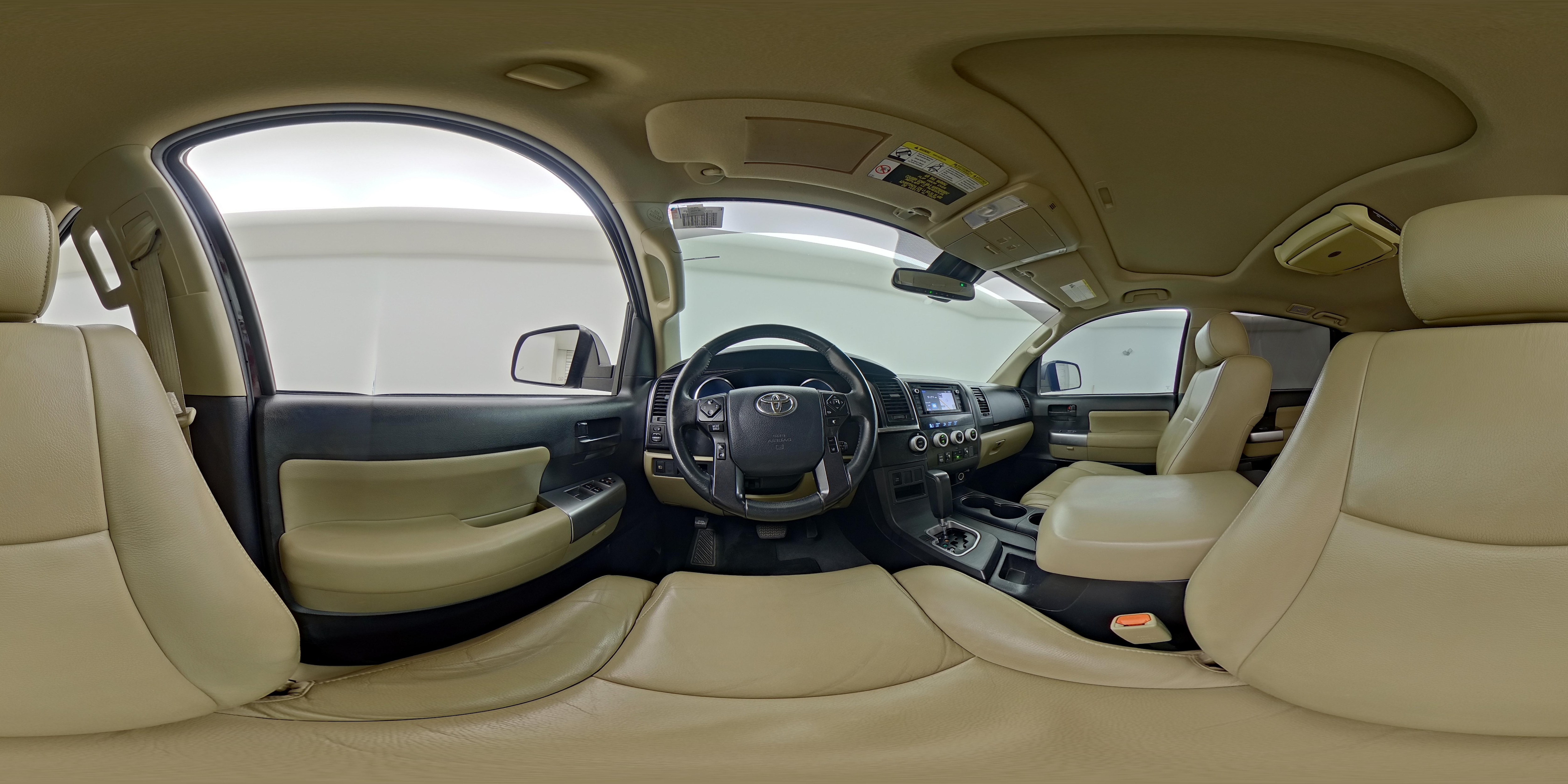 2019 Toyota Sequoia SR5 - Photo 30