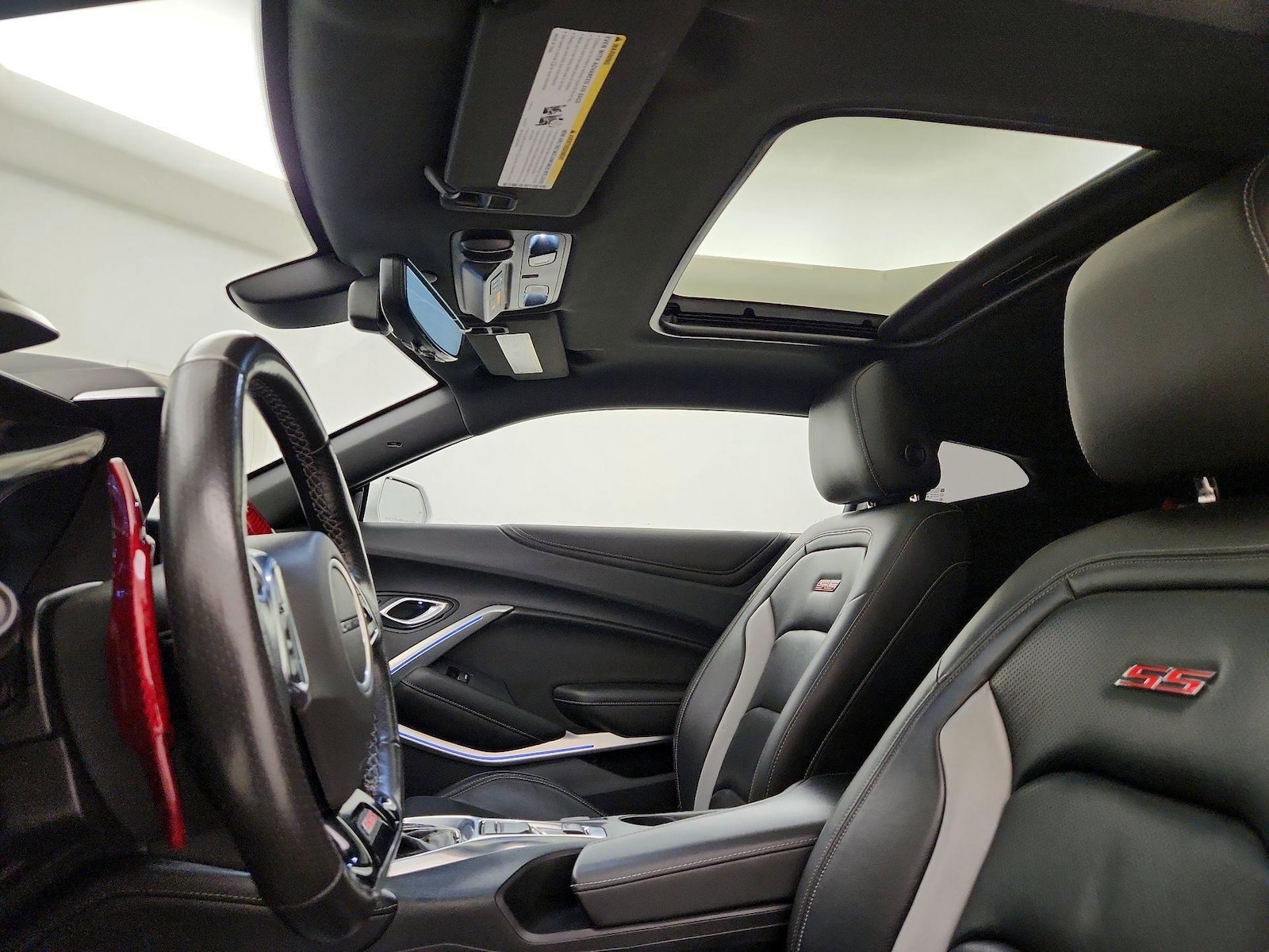 Sunroof(s) & Overhead Airbags