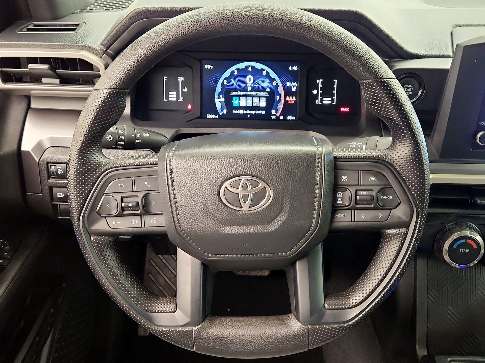 2026 Toyota Tacoma SR5 - Photo 11