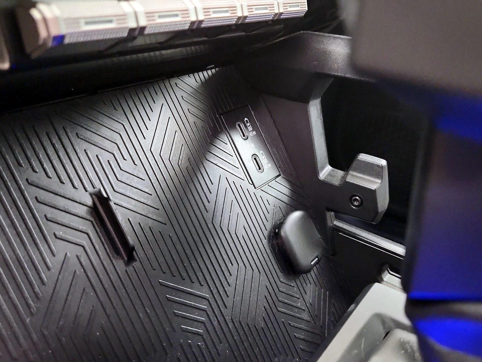 2026 Toyota Tacoma SR5 - Photo 19