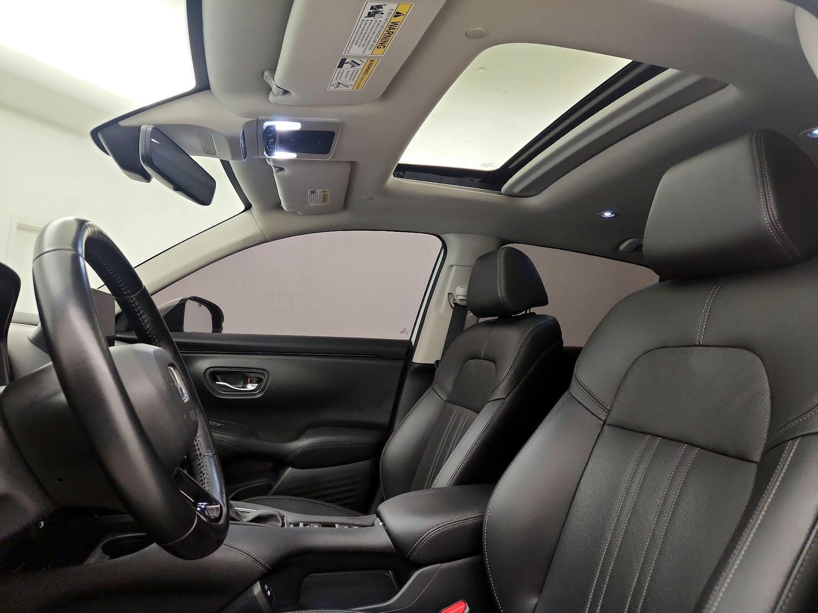Sunroof(s) & Overhead Airbags