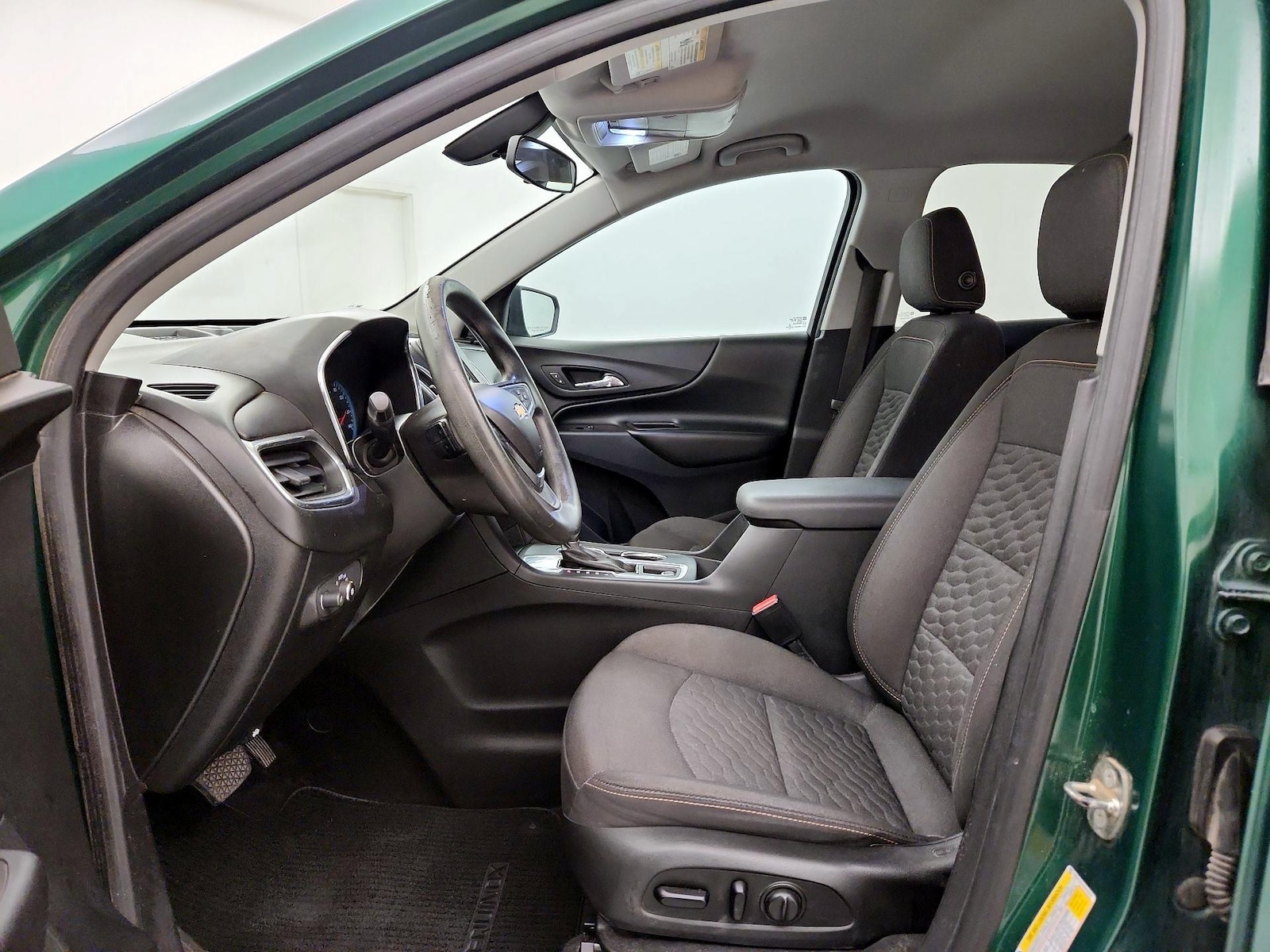 Power Seat(s) & Side Airbags
