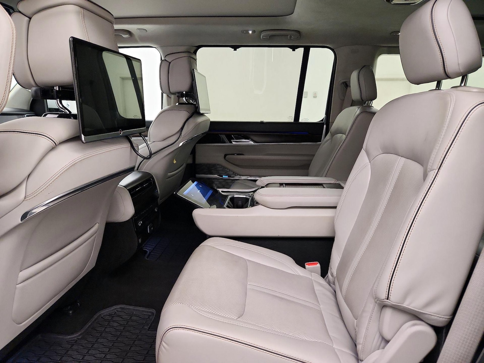 Rear Air Conditioning