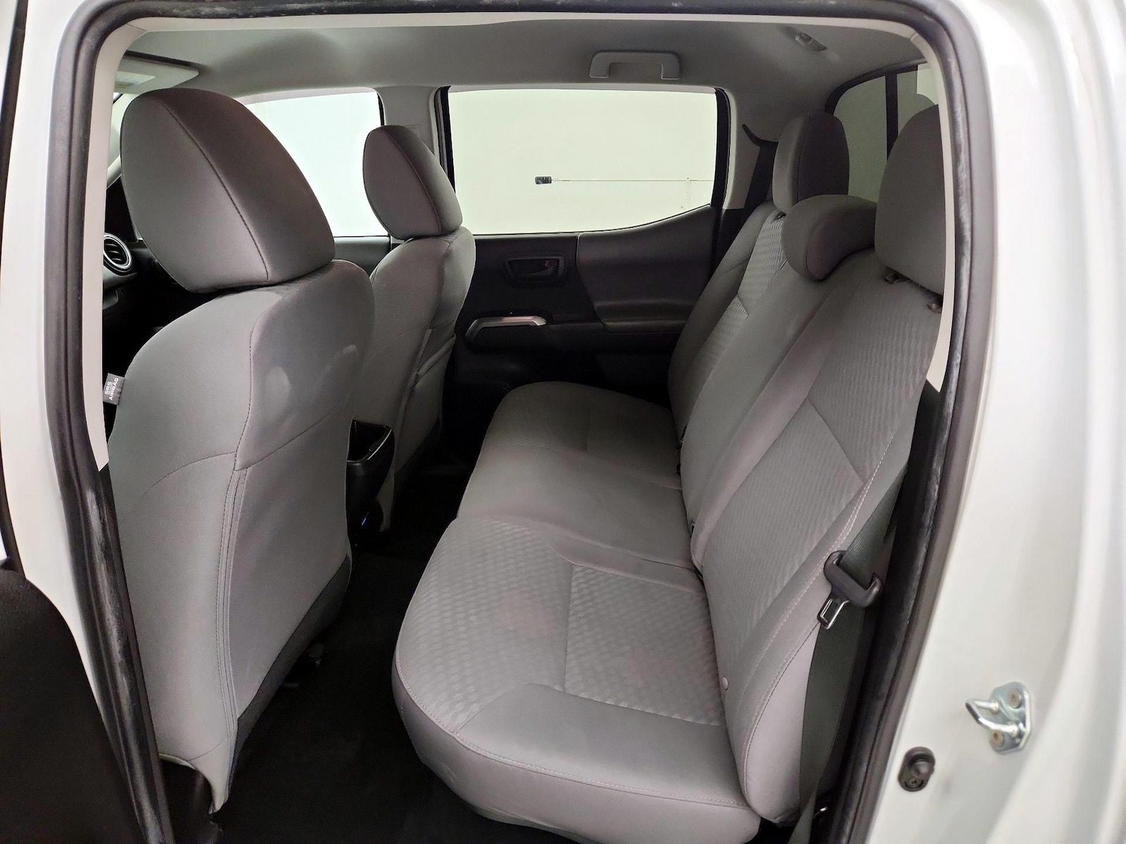 2022 Toyota Tacoma SR5 - Photo 20