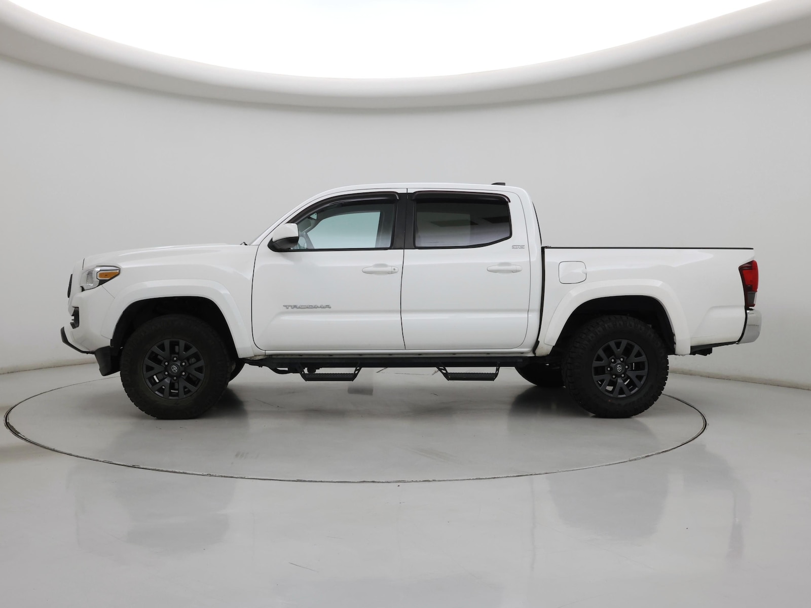 2022 Toyota Tacoma SR5 - Photo 4