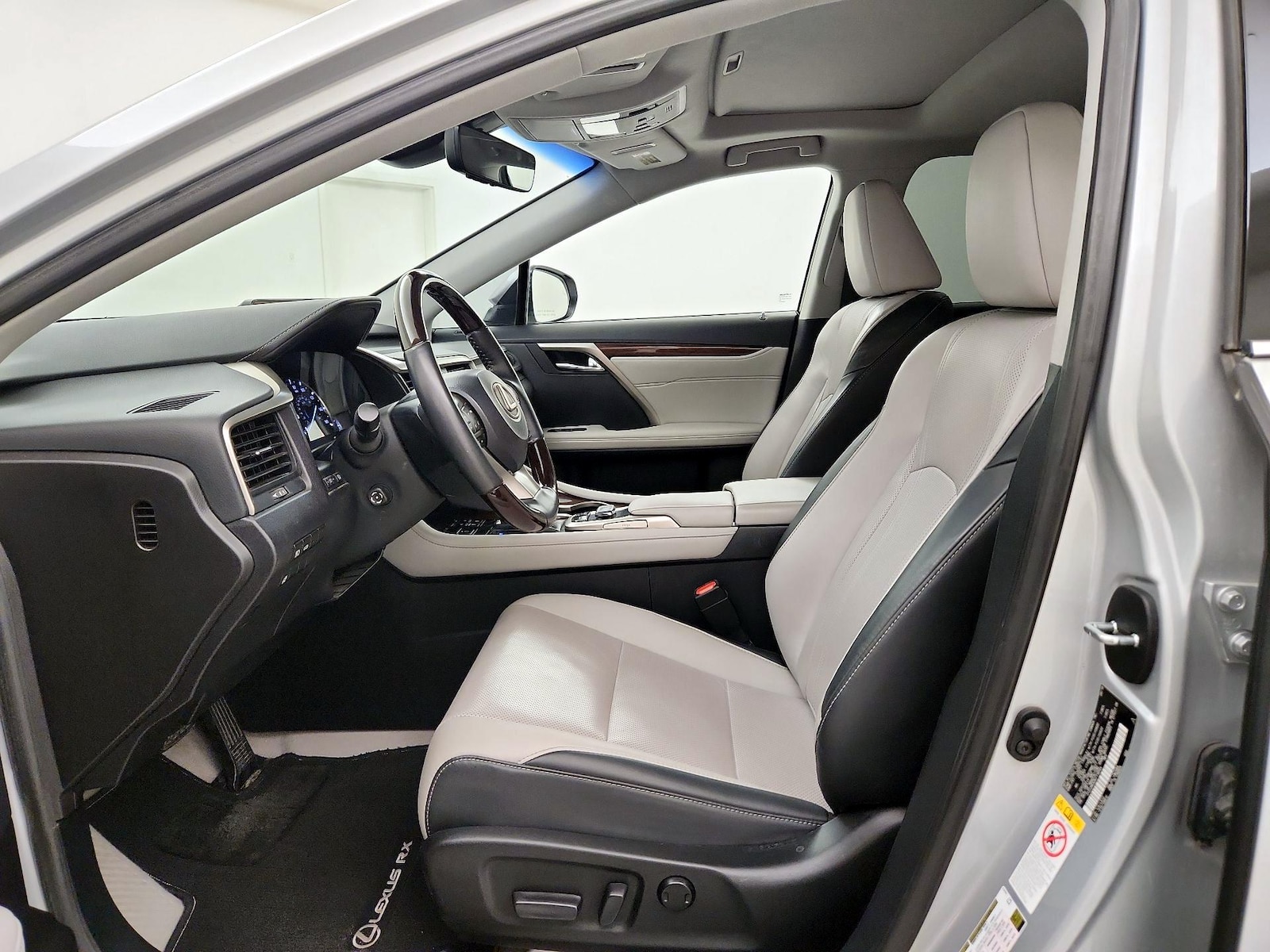 2019 Lexus RX 350 - Photo 12