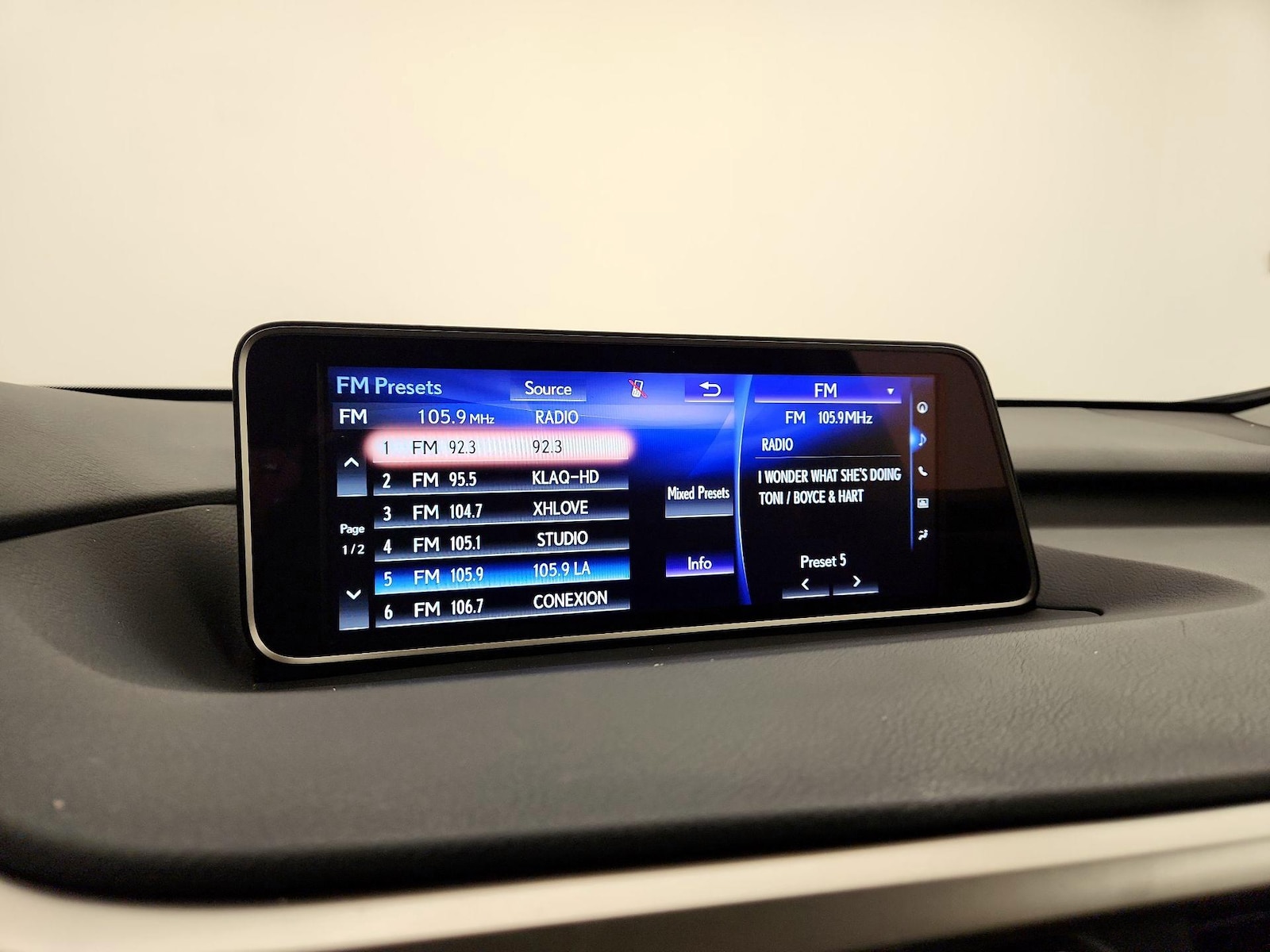 2019 Lexus RX 350 - Photo 17