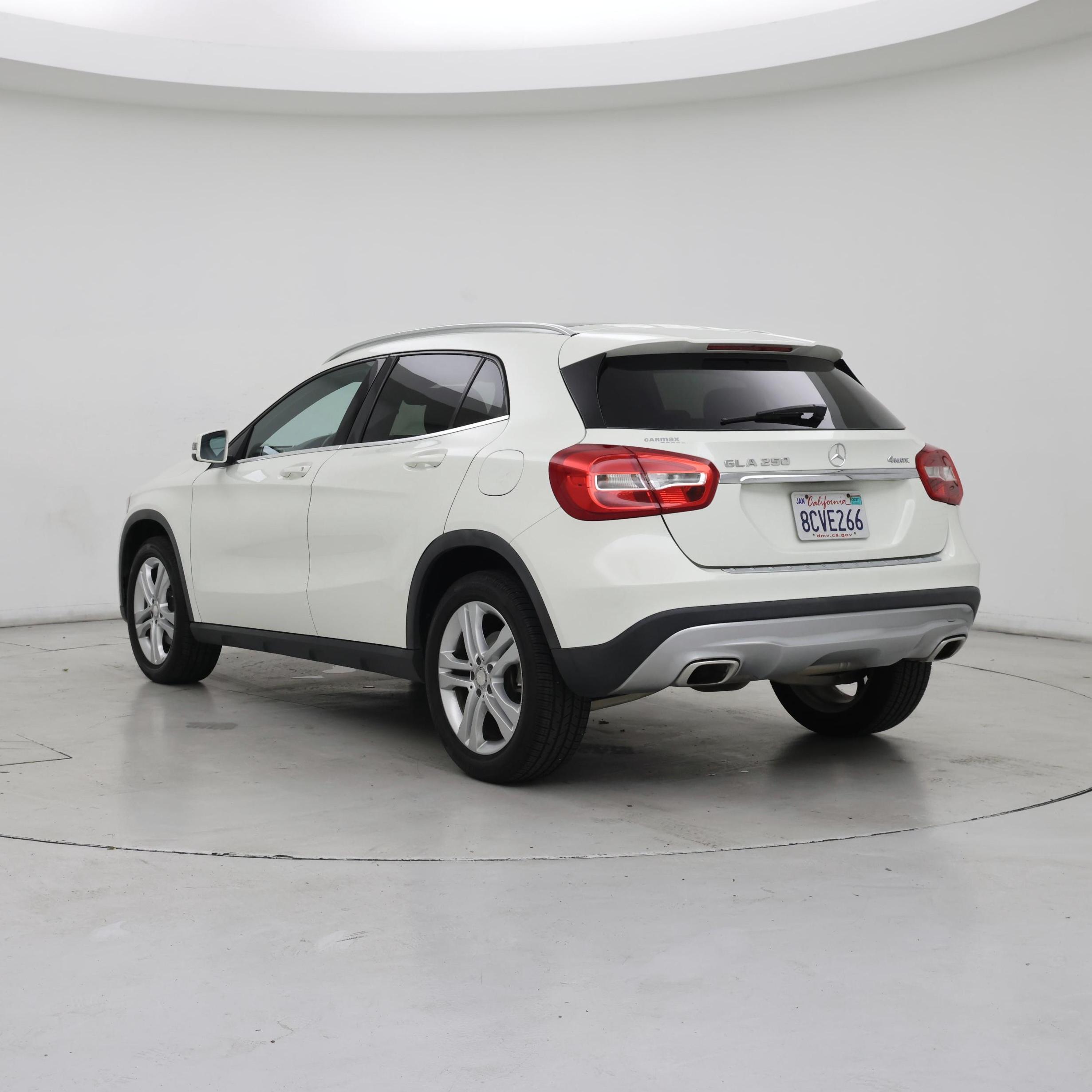 Thumbnail: 2017 Mercedes-Benz GLA - 2