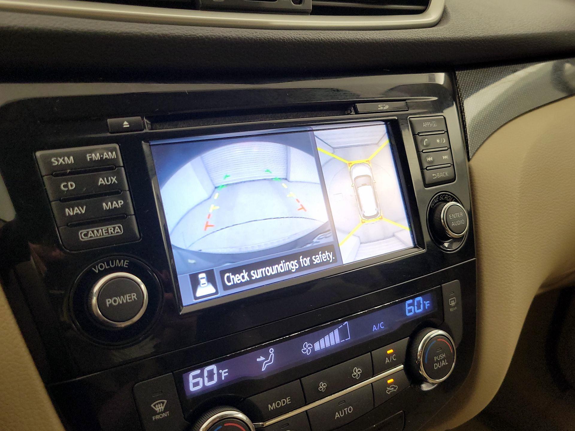 Thumbnail: 2015 Nissan Rogue - 15