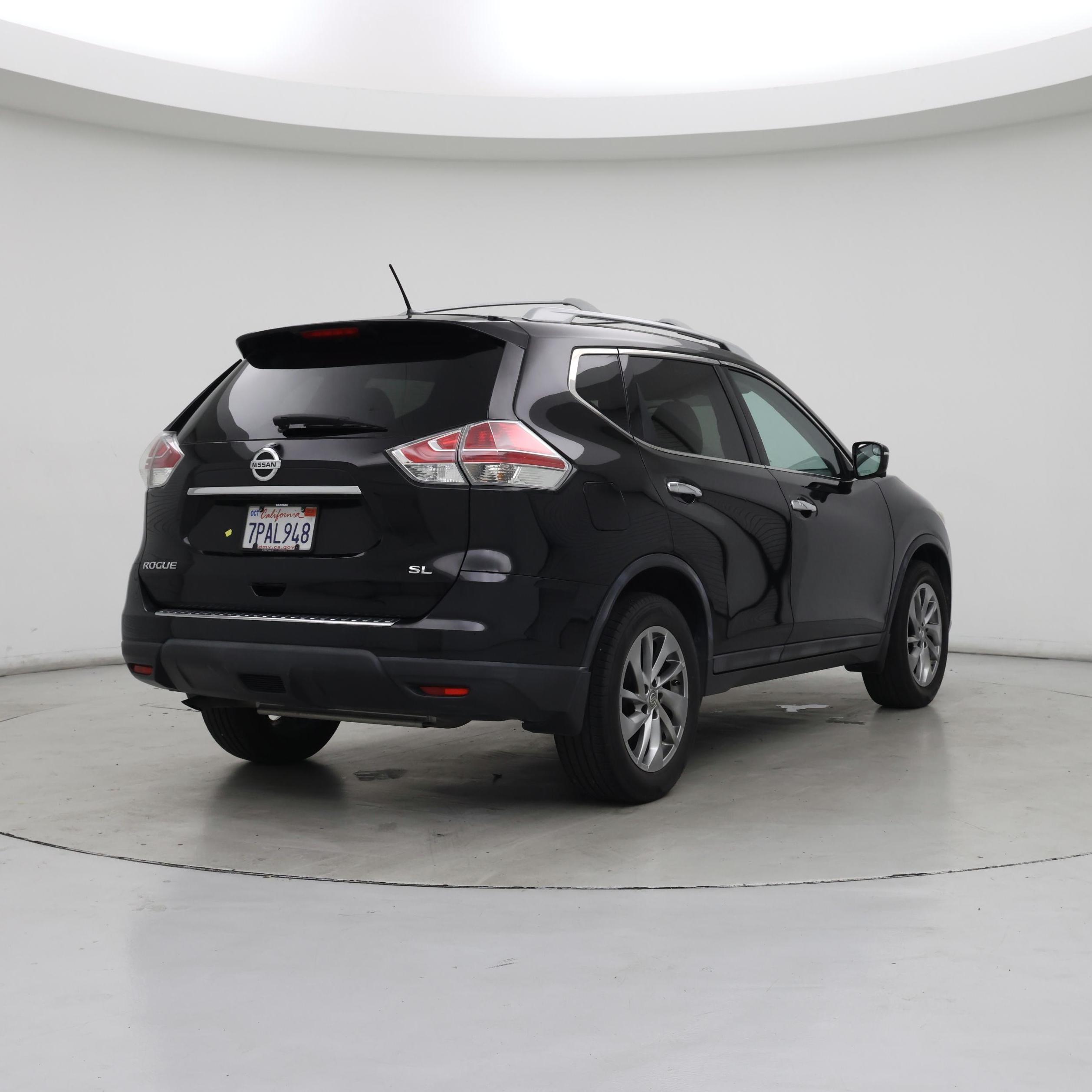 Thumbnail: 2015 Nissan Rogue - 8