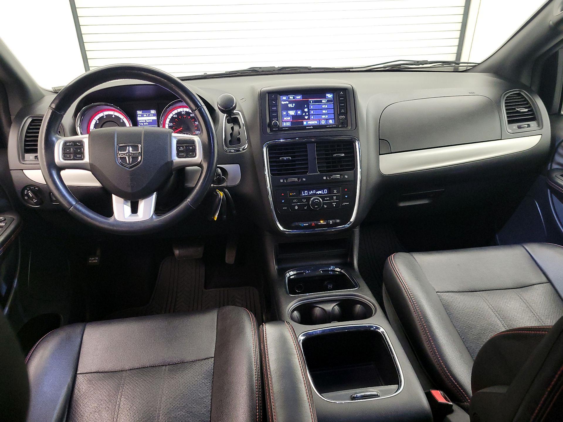 Thumbnail: 2019 Dodge Grand Caravan - 9