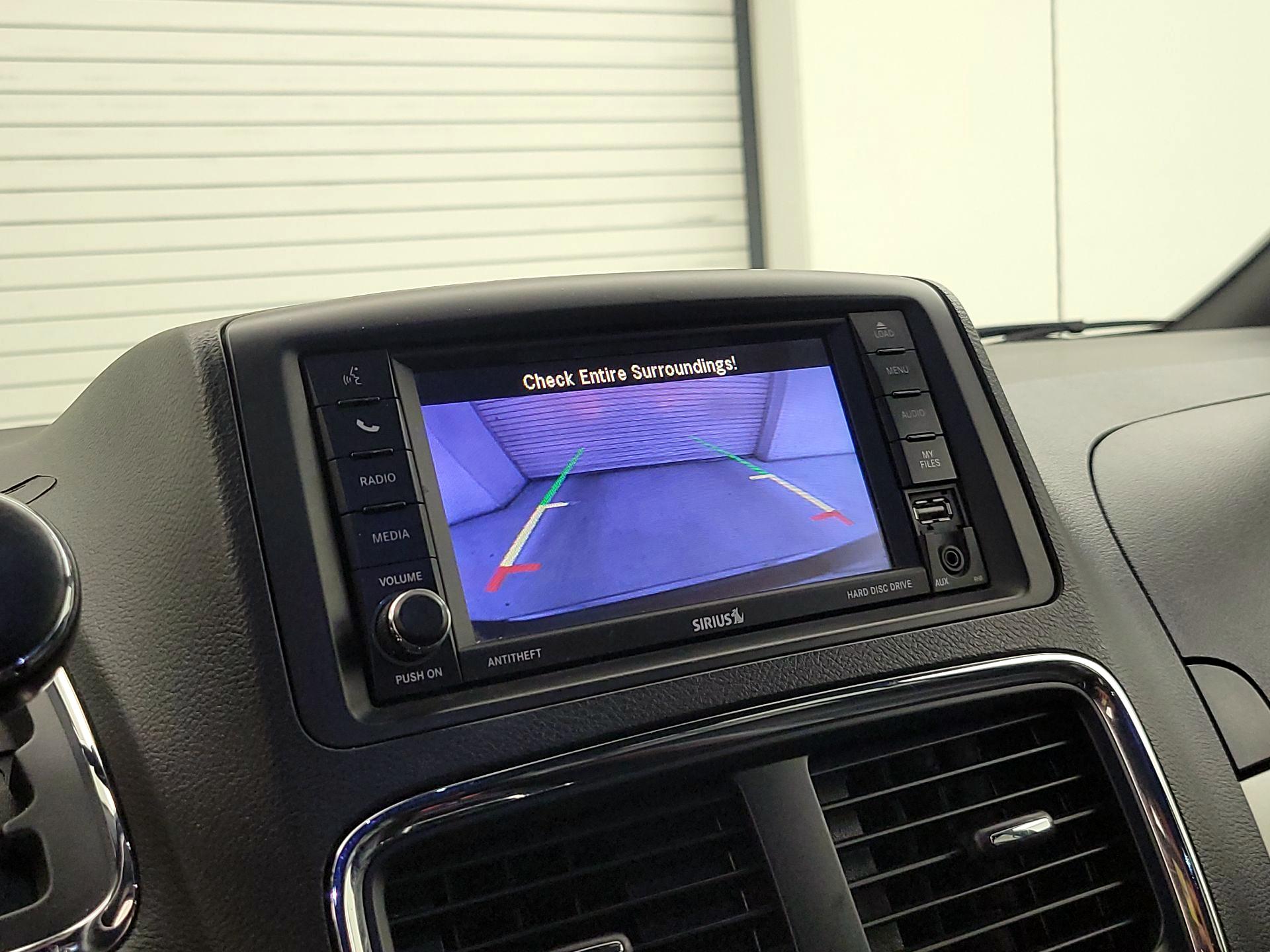 Thumbnail: 2019 Dodge Grand Caravan - 14