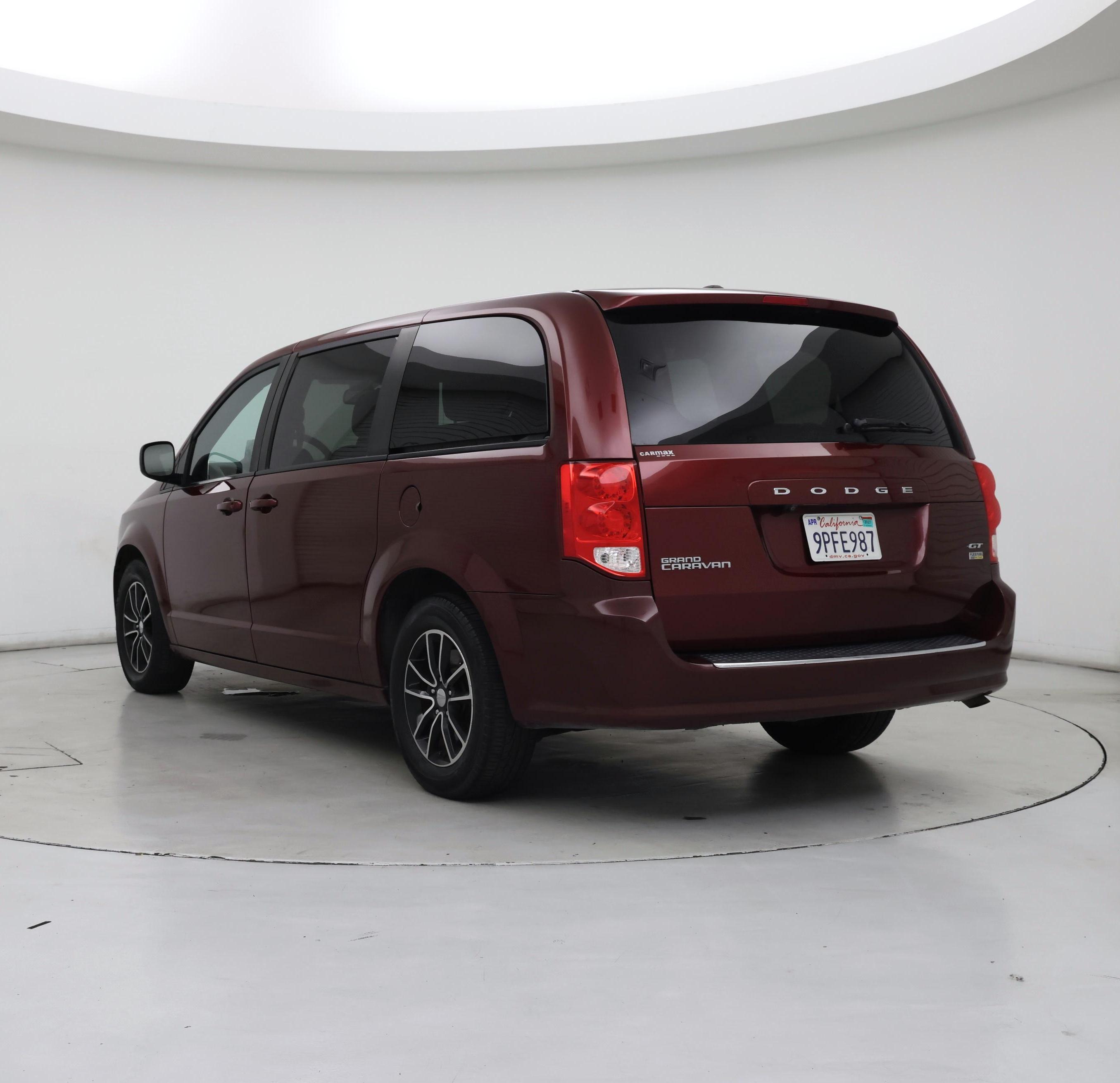 Thumbnail: 2019 Dodge Grand Caravan - 2