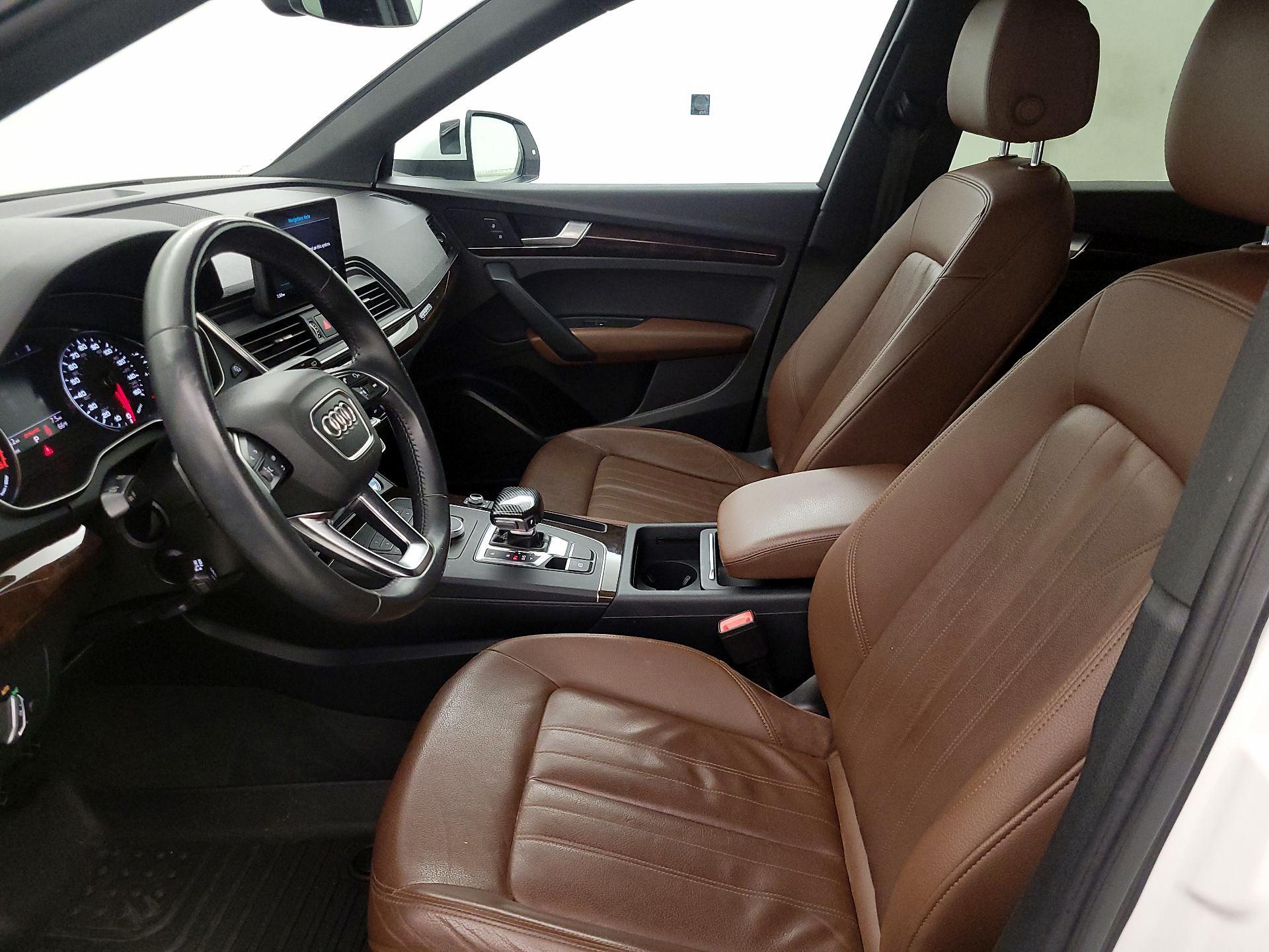 Thumbnail: 2019 Audi Q5 - 11