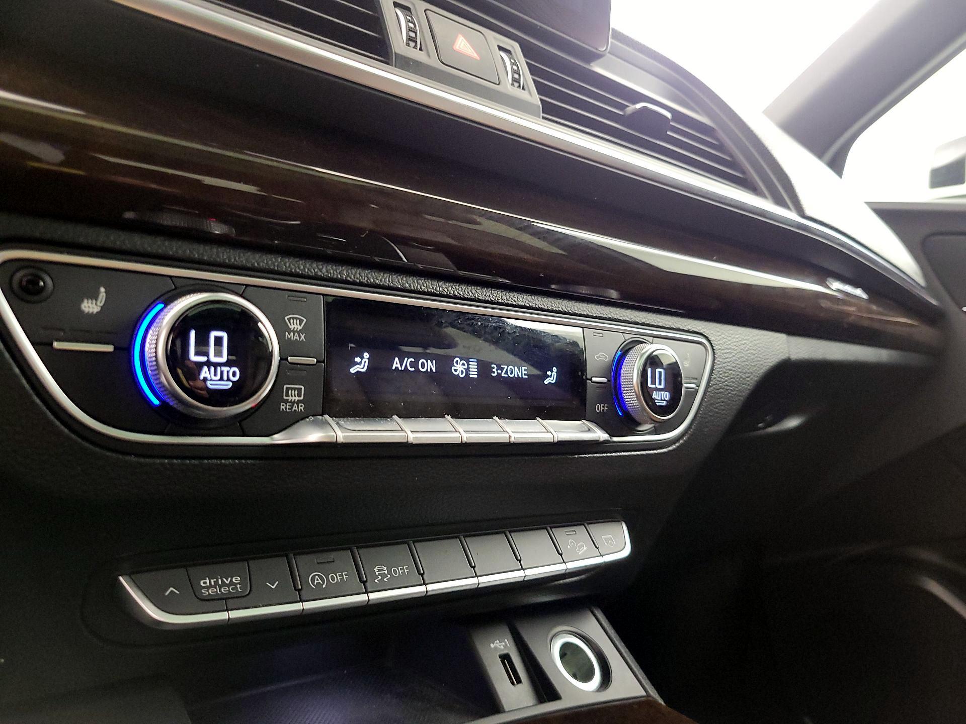 Thumbnail: 2019 Audi Q5 - 16