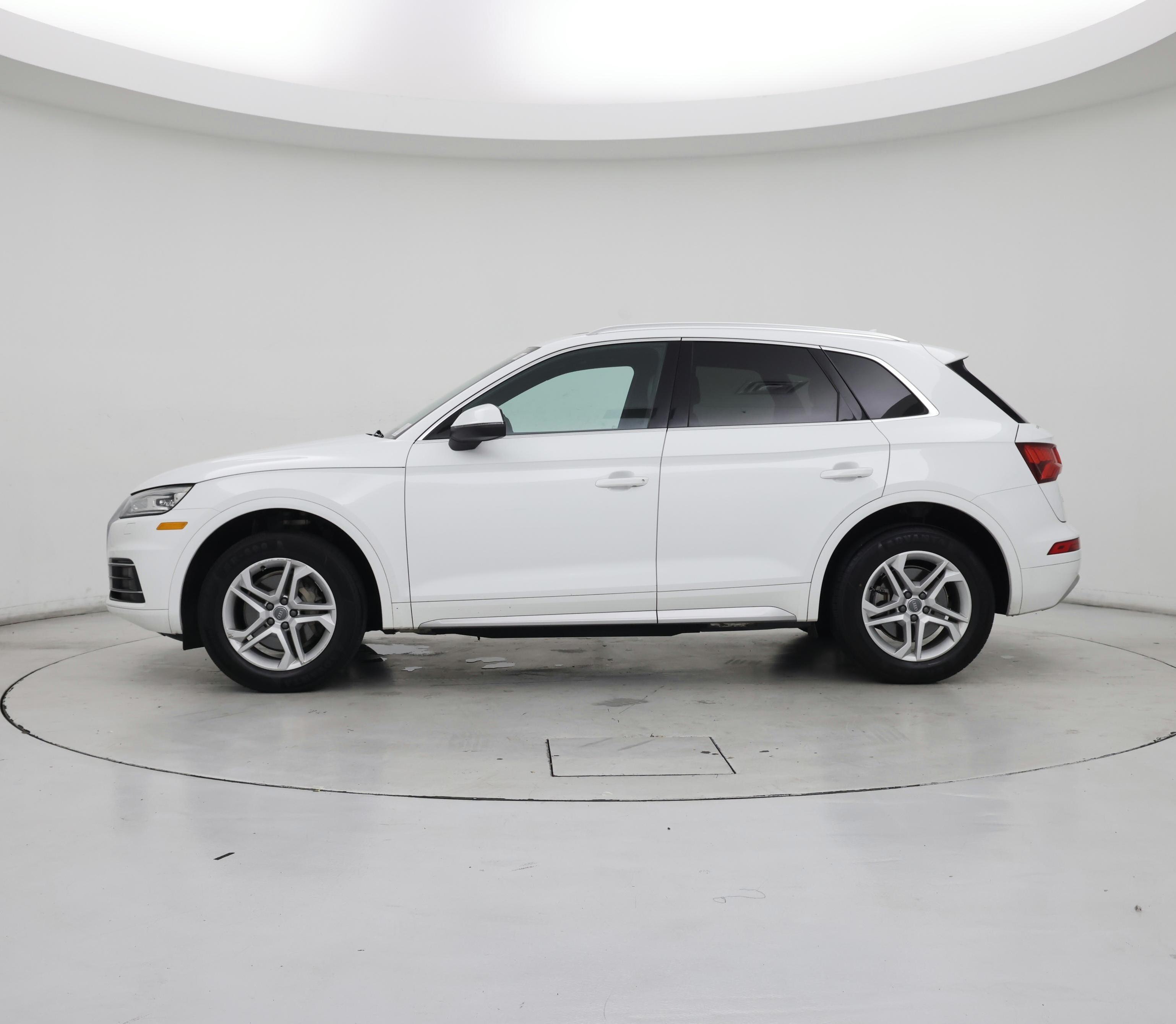 Thumbnail: 2019 Audi Q5 - 3
