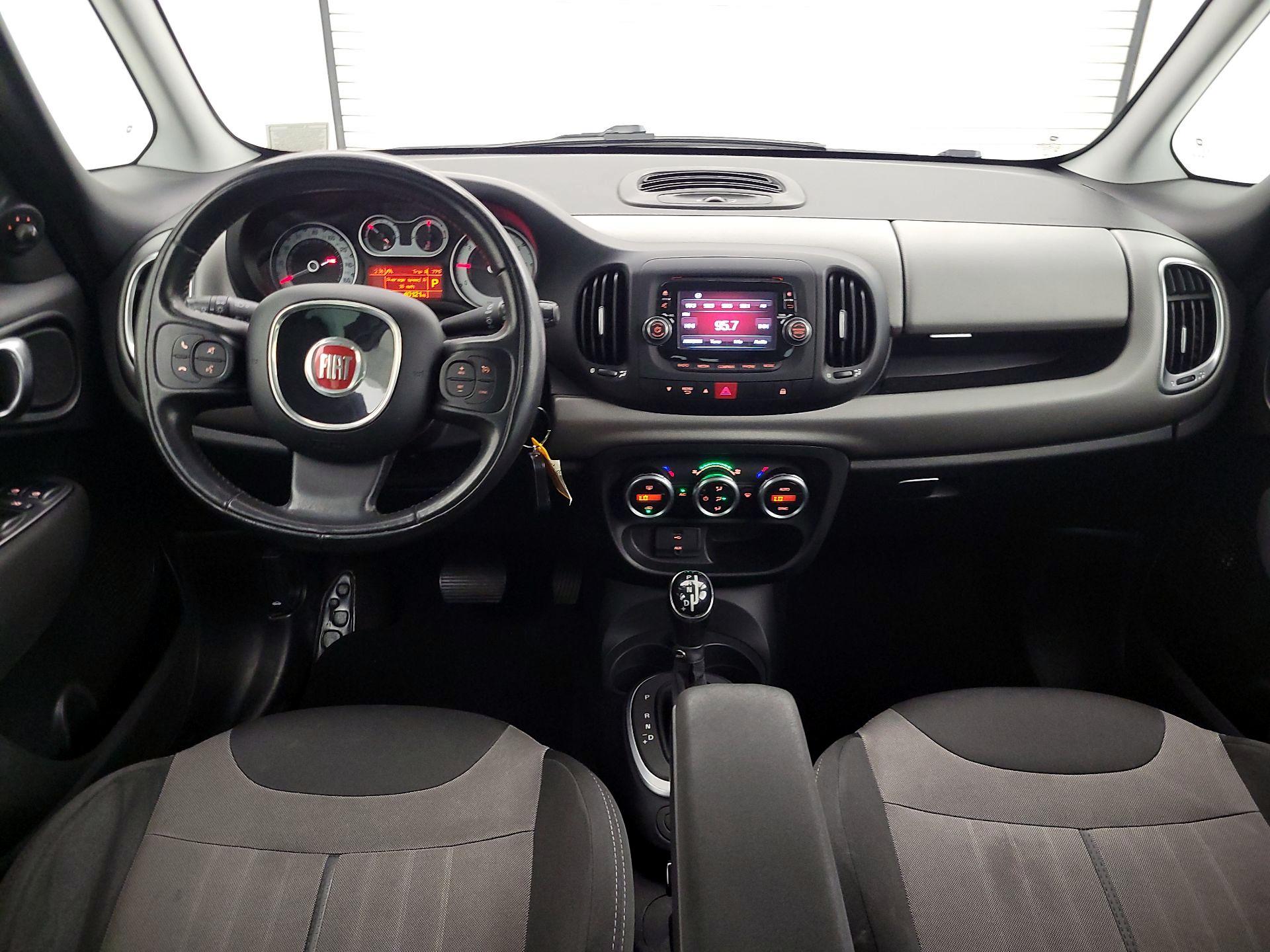 Thumbnail: 2015 Fiat 500L - 9