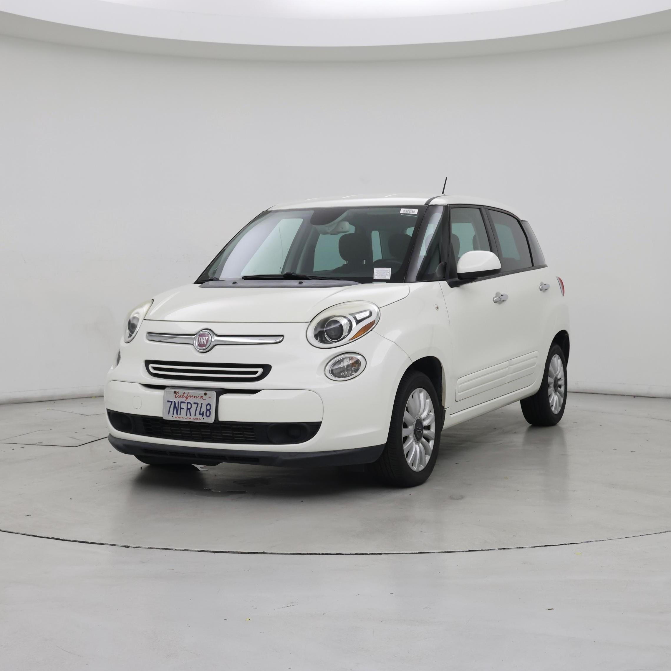 Thumbnail: 2015 Fiat 500L - 4