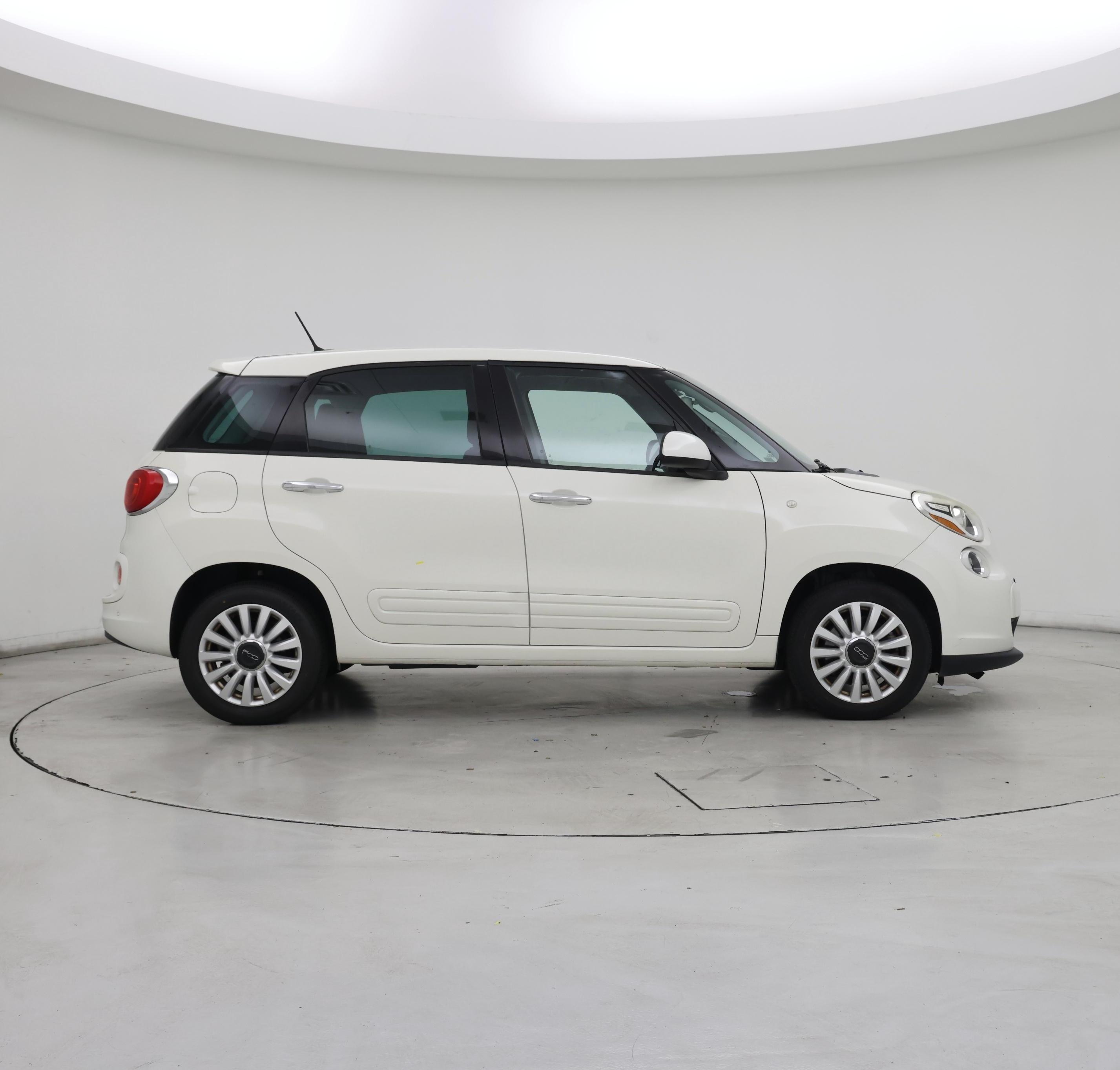 Thumbnail: 2015 Fiat 500L - 7