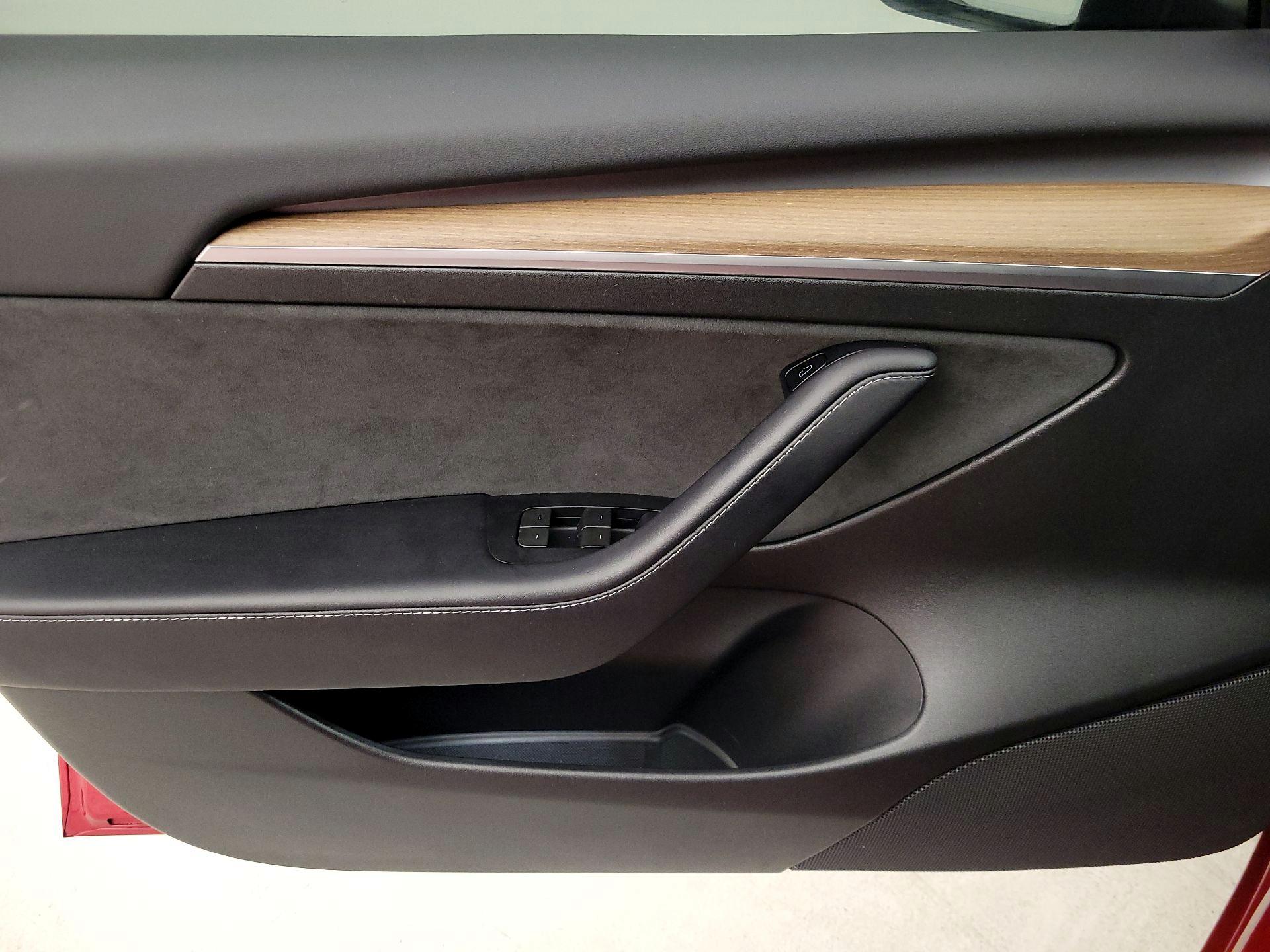 Thumbnail: 2023 Tesla Model 3 - 12
