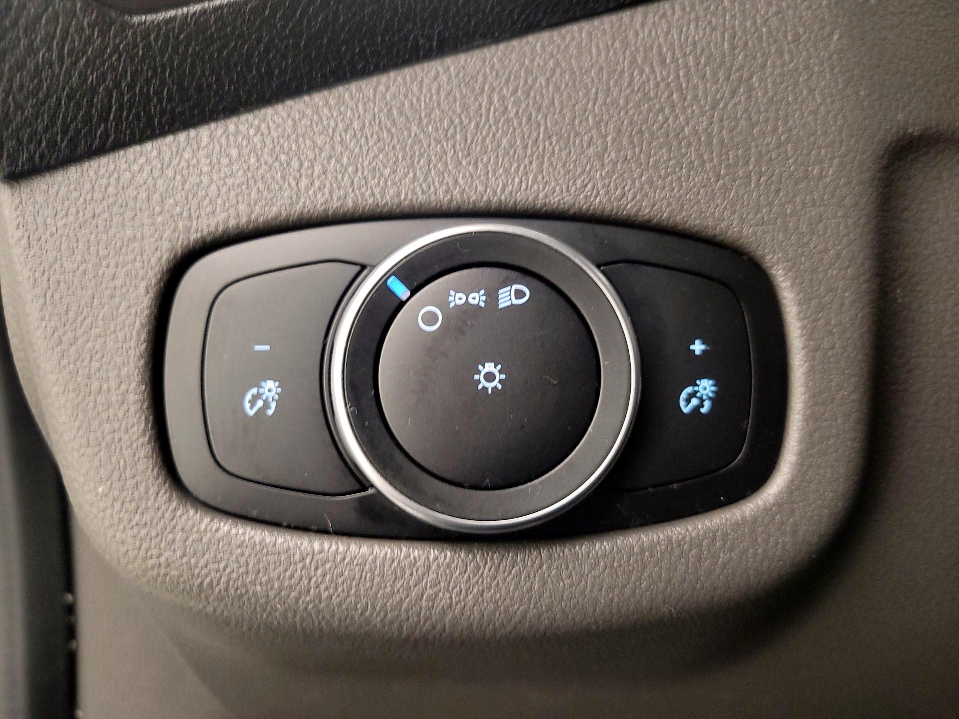 Thumbnail: 2019 Ford Transit Series - 13