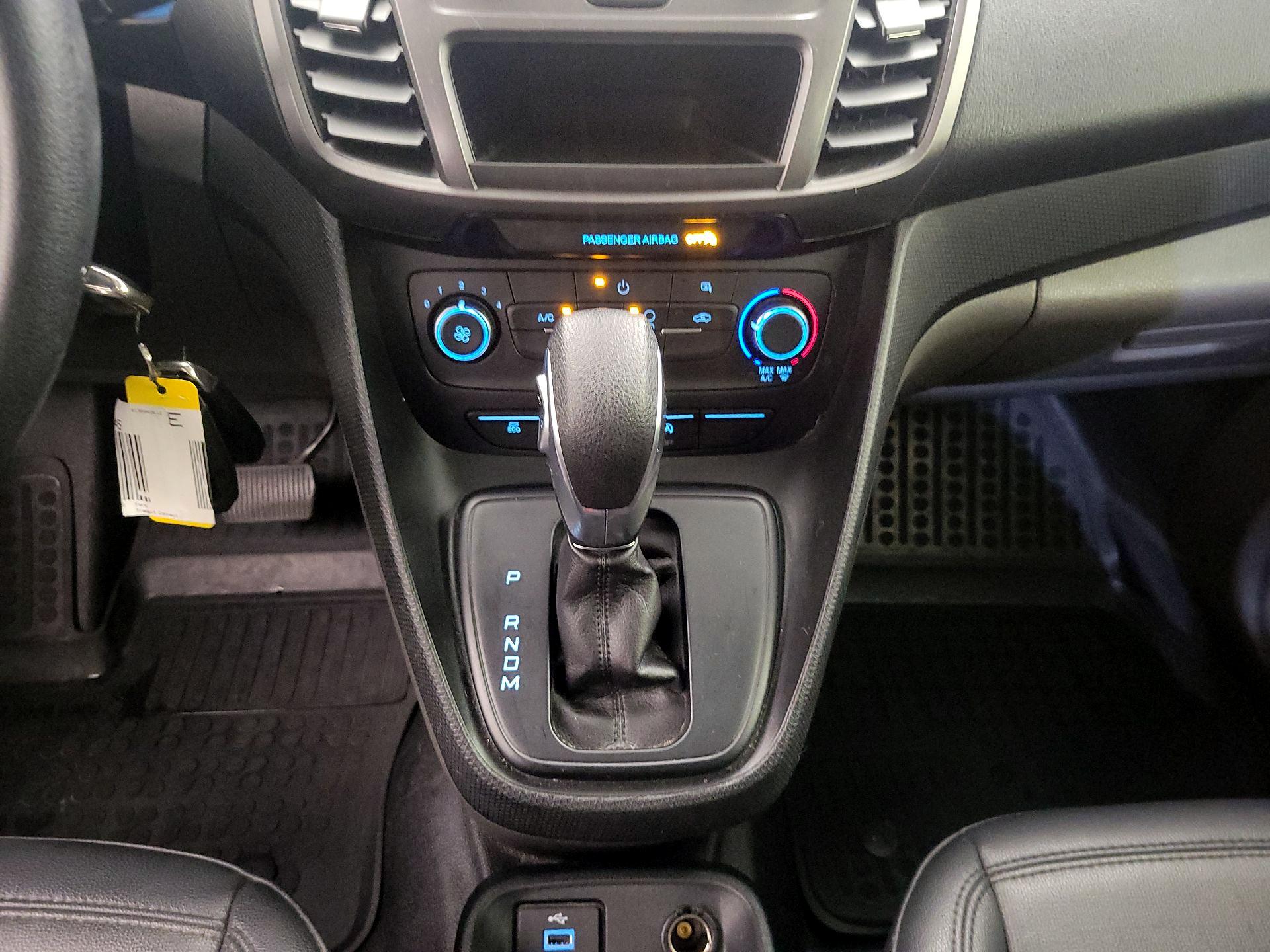 Thumbnail: 2019 Ford Transit Series - 17