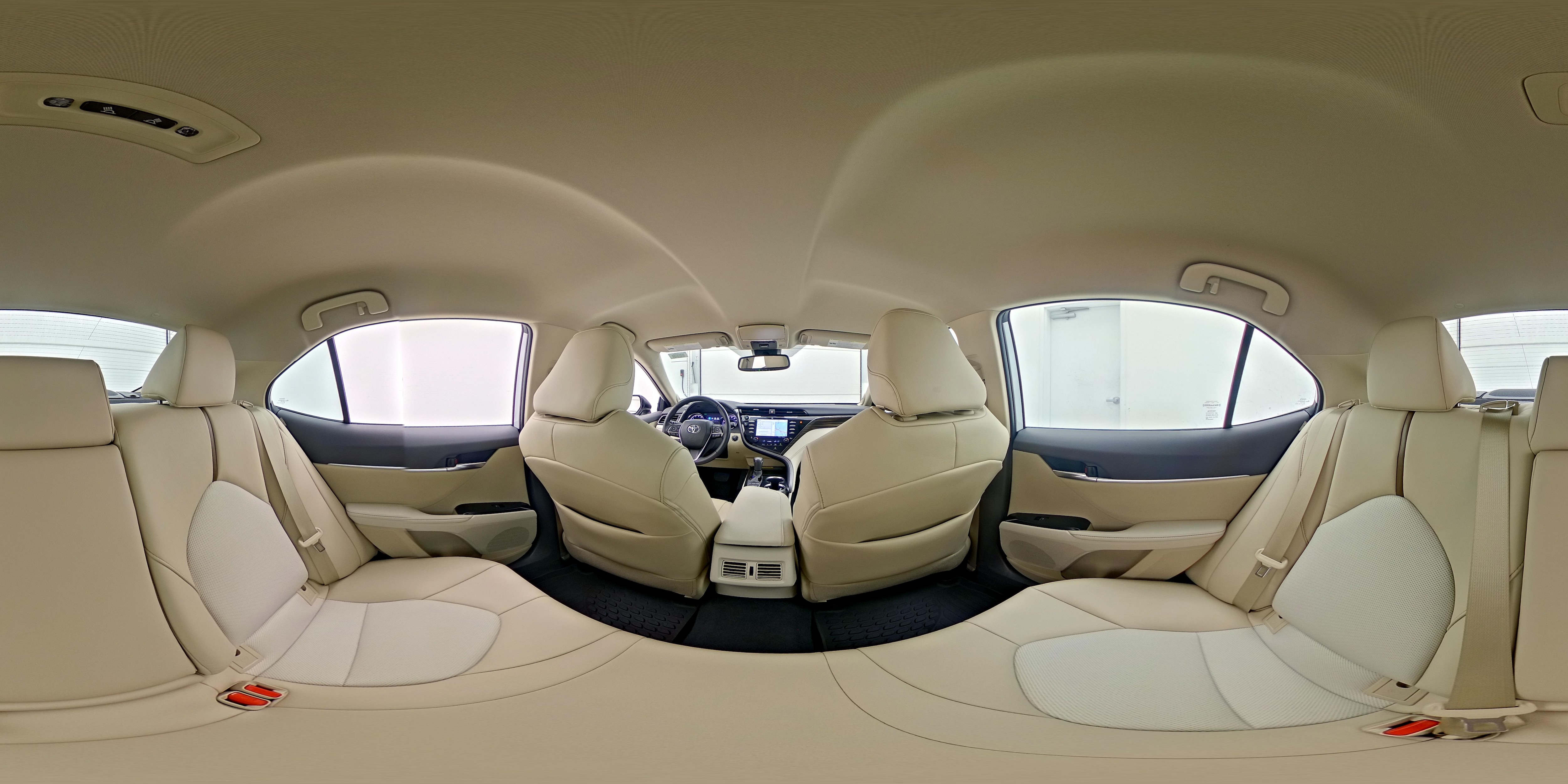 2020 Toyota Camry XLE - Photo 25